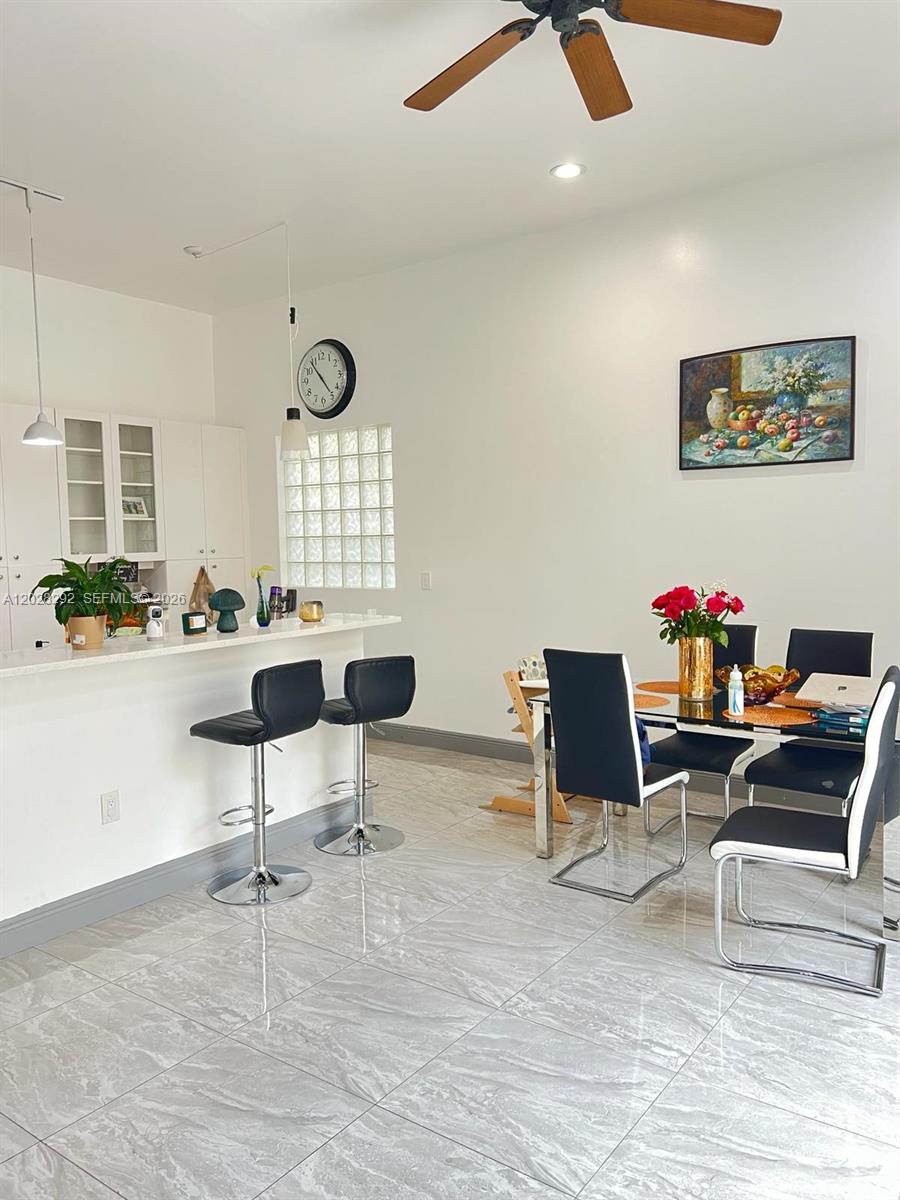 Photo of 1120 Papaya St  (1120), Hollywood, Florida, 33019 - 