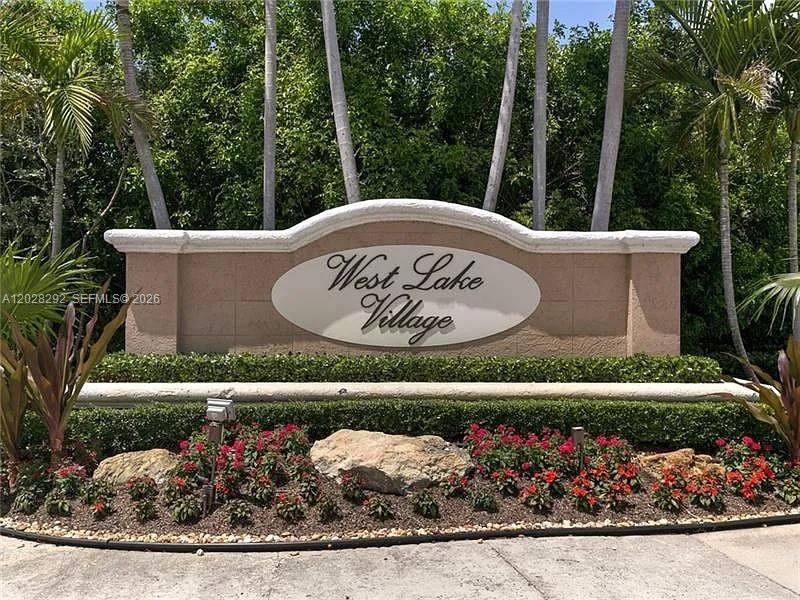 Photo of 1120 Papaya St  (1120), Hollywood, Florida, 33019 - 