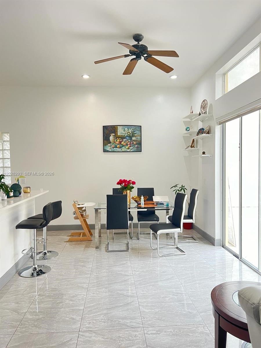 Photo of 1120 Papaya St  (1120), Hollywood, Florida, 33019 - 
