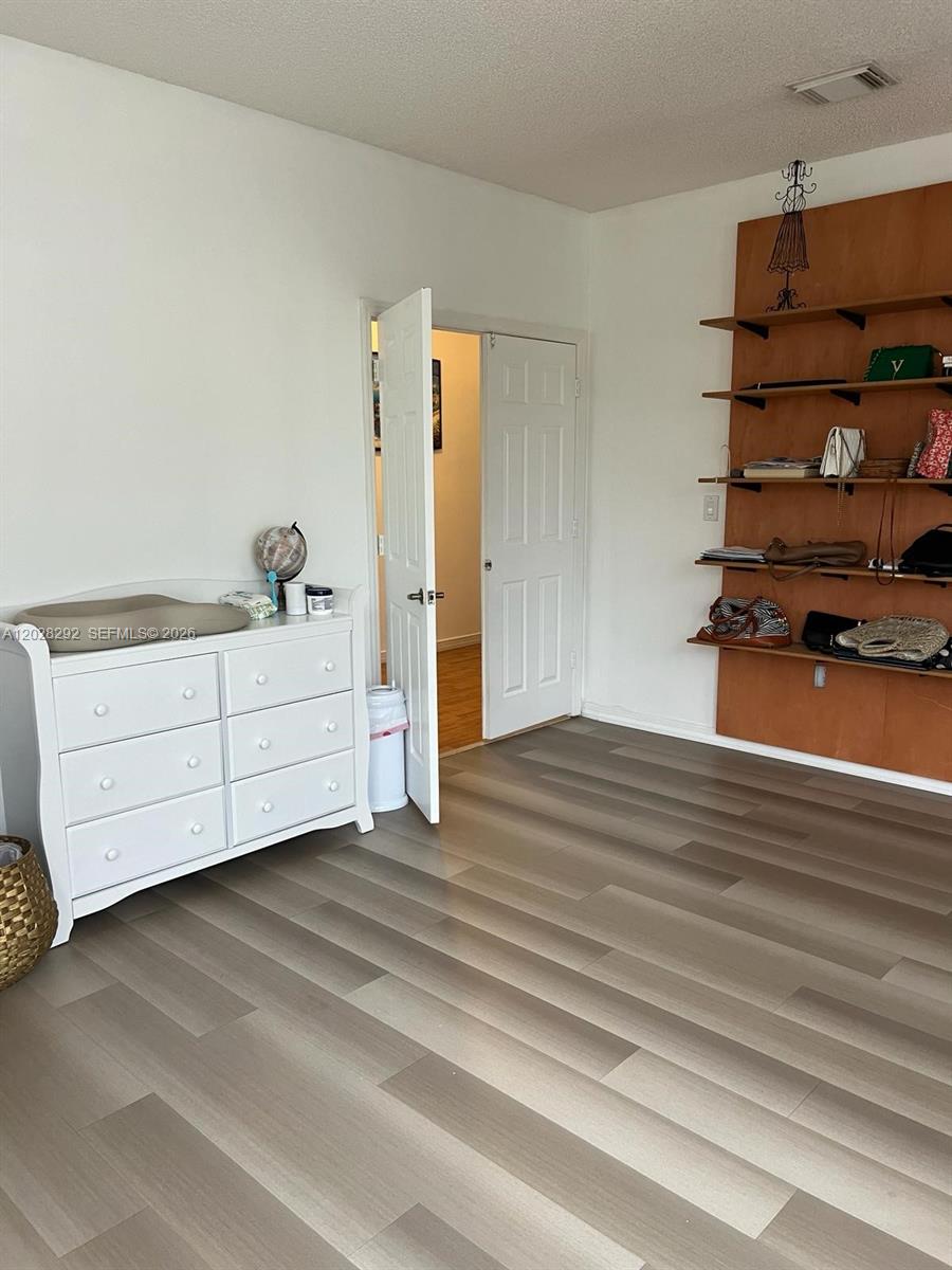 Photo of 1120 Papaya St  (1120), Hollywood, Florida, 33019 - 