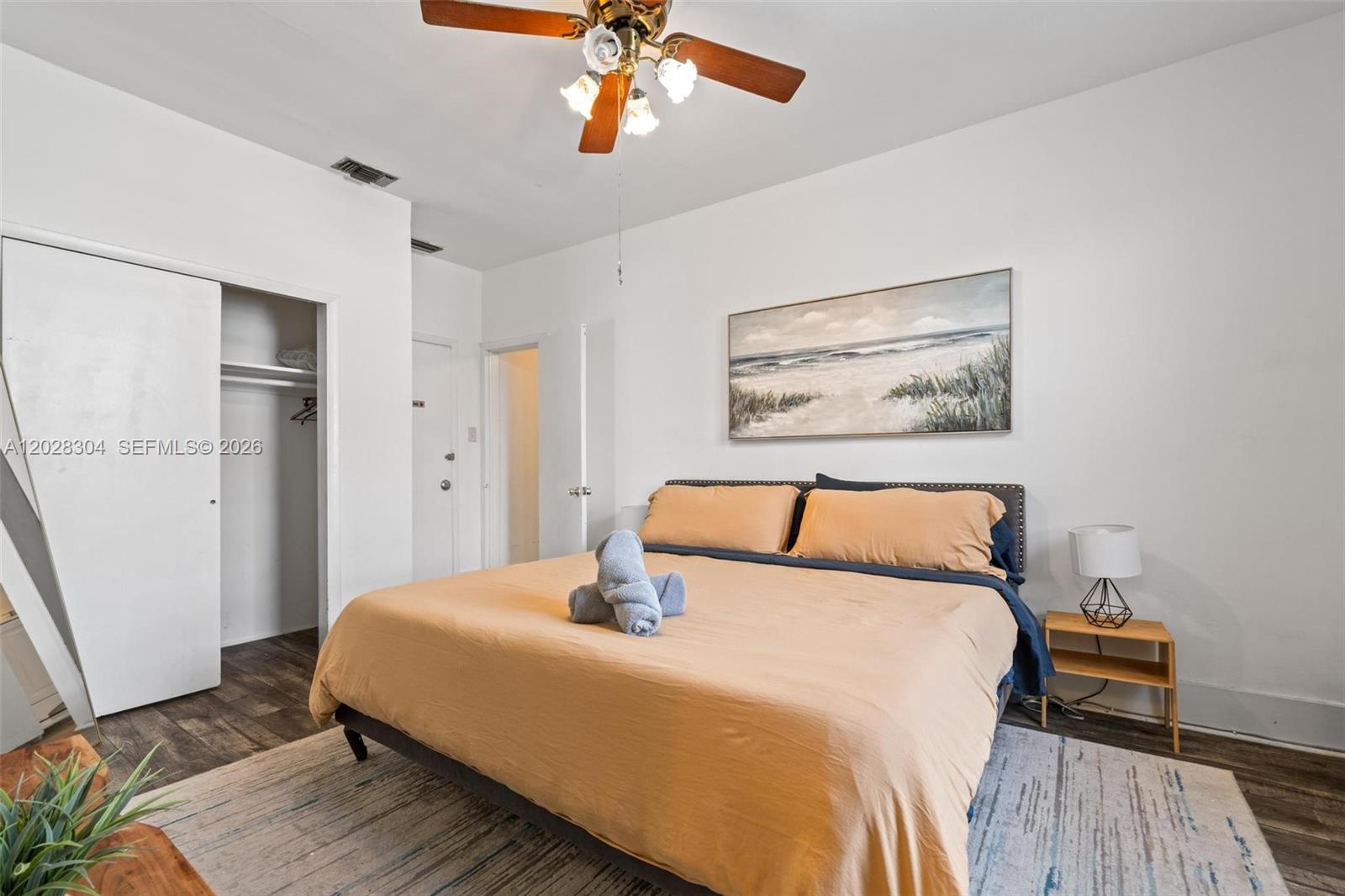 See details / 2211 sq. ft. $ 2026-06-01 0 Photo