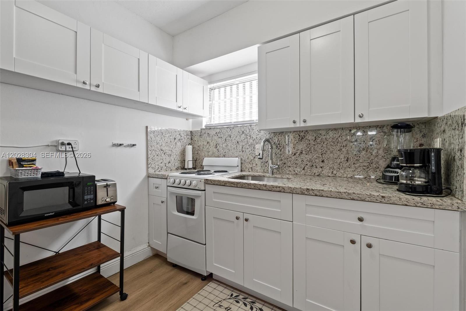 See details / 2211 sq. ft. $ 2026-06-01 0 Photo
