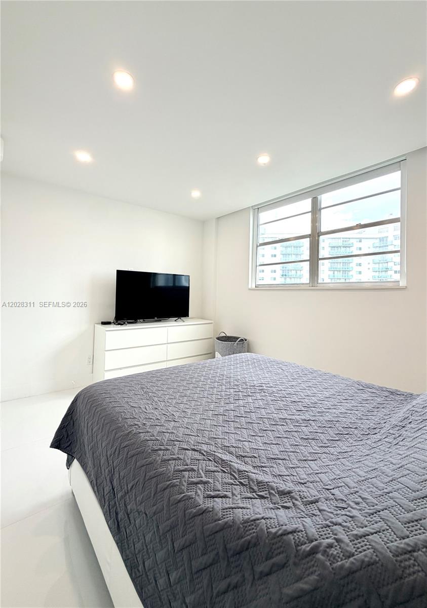 Photo of 19390 Collins Ave #908, Sunny Isles Beach, Florida, 33160 - 2nd