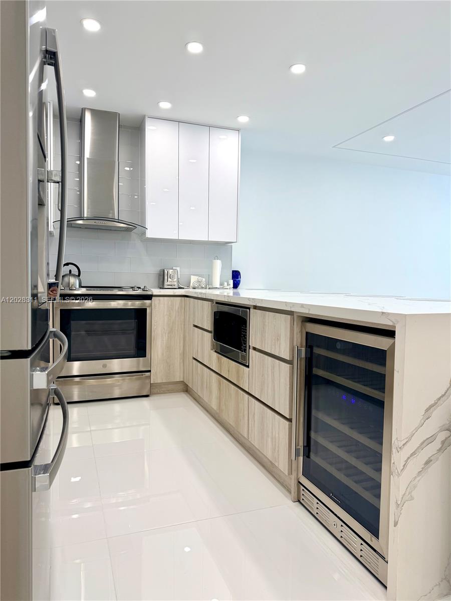 Photo of 19390 Collins Ave #908, Sunny Isles Beach, Florida, 33160 -