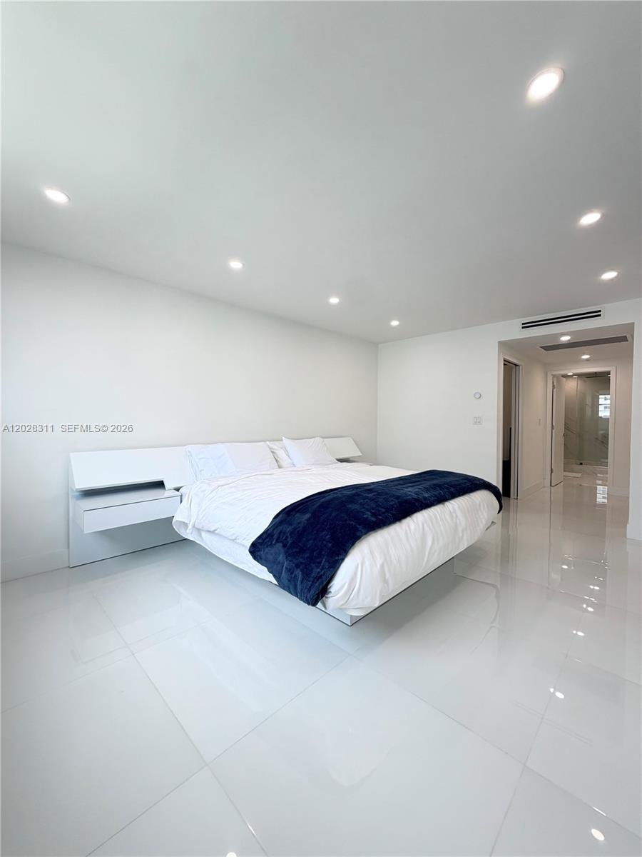 Photo of 19390 Collins Ave #908, Sunny Isles Beach, Florida, 33160 -