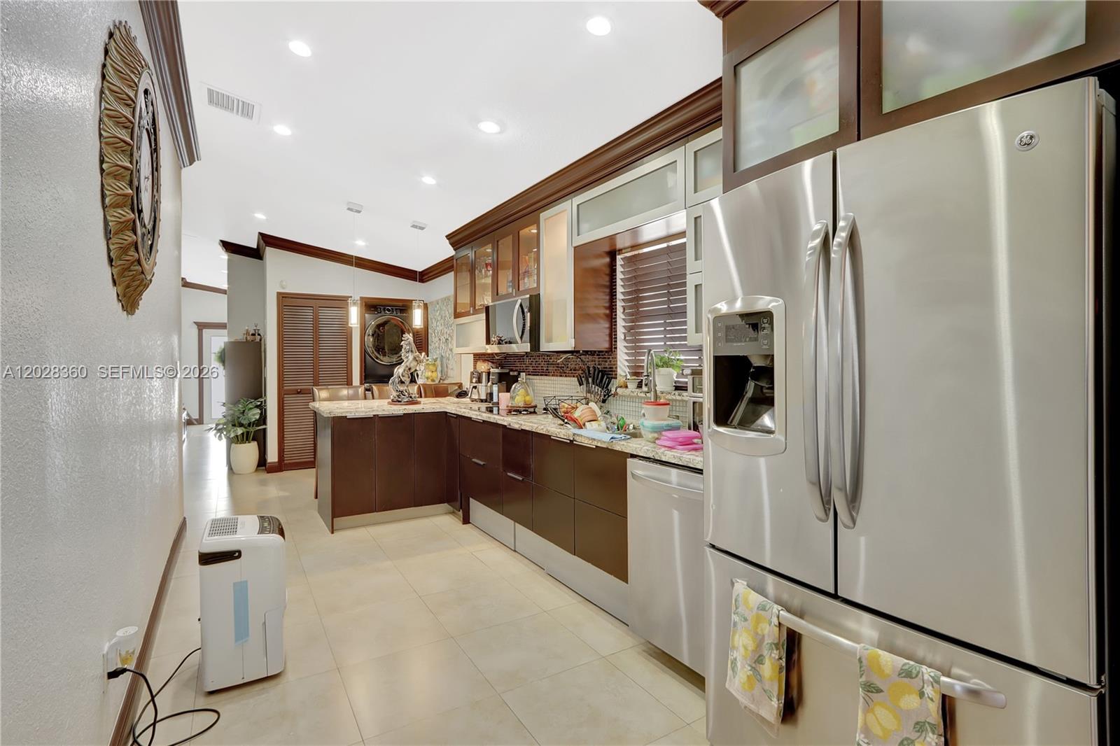 See details / 1789 sq. ft. $ 2026-06-01 0 Photo