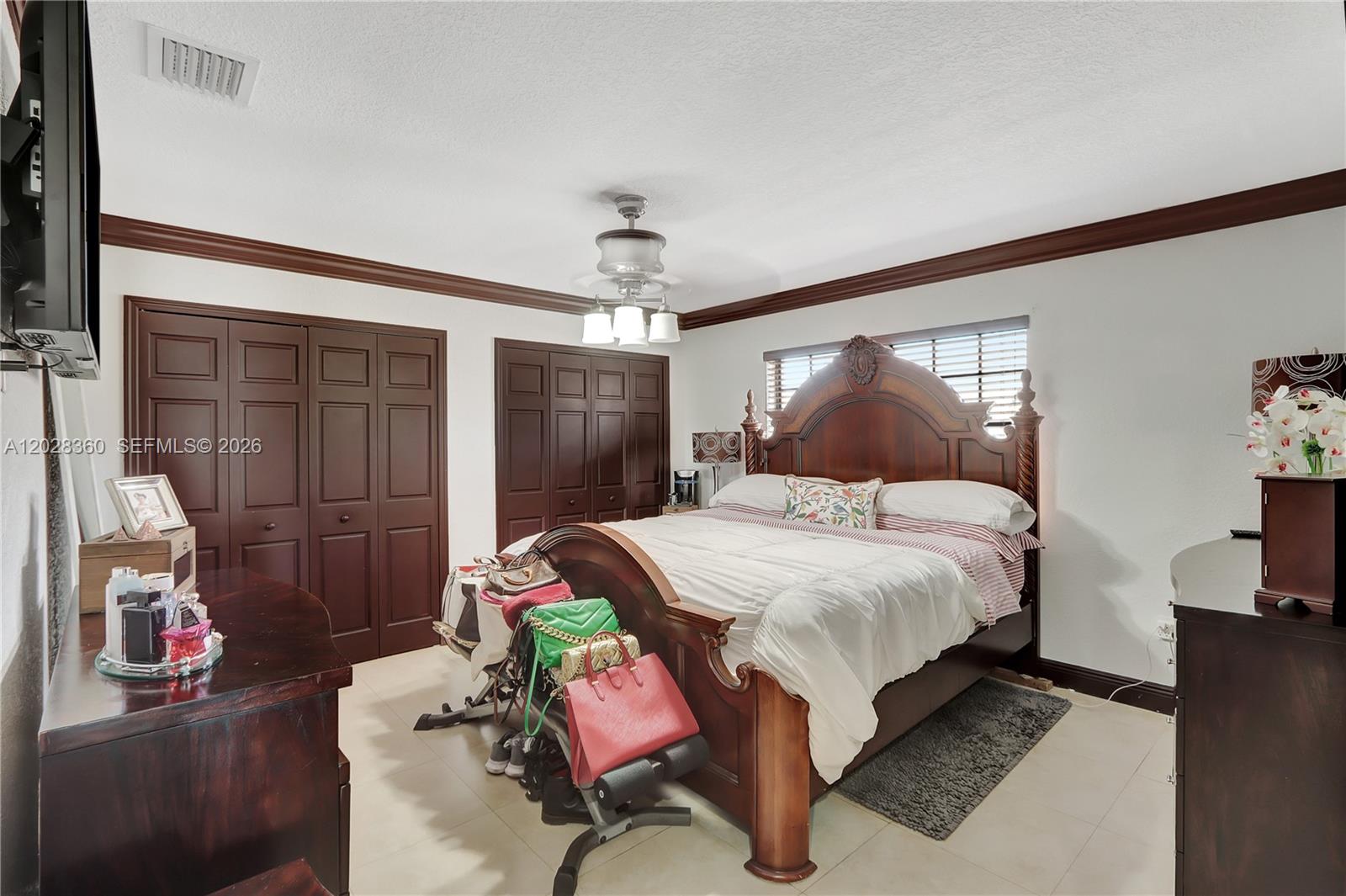 See details / 1789 sq. ft. $ 2026-06-01 0 Photo