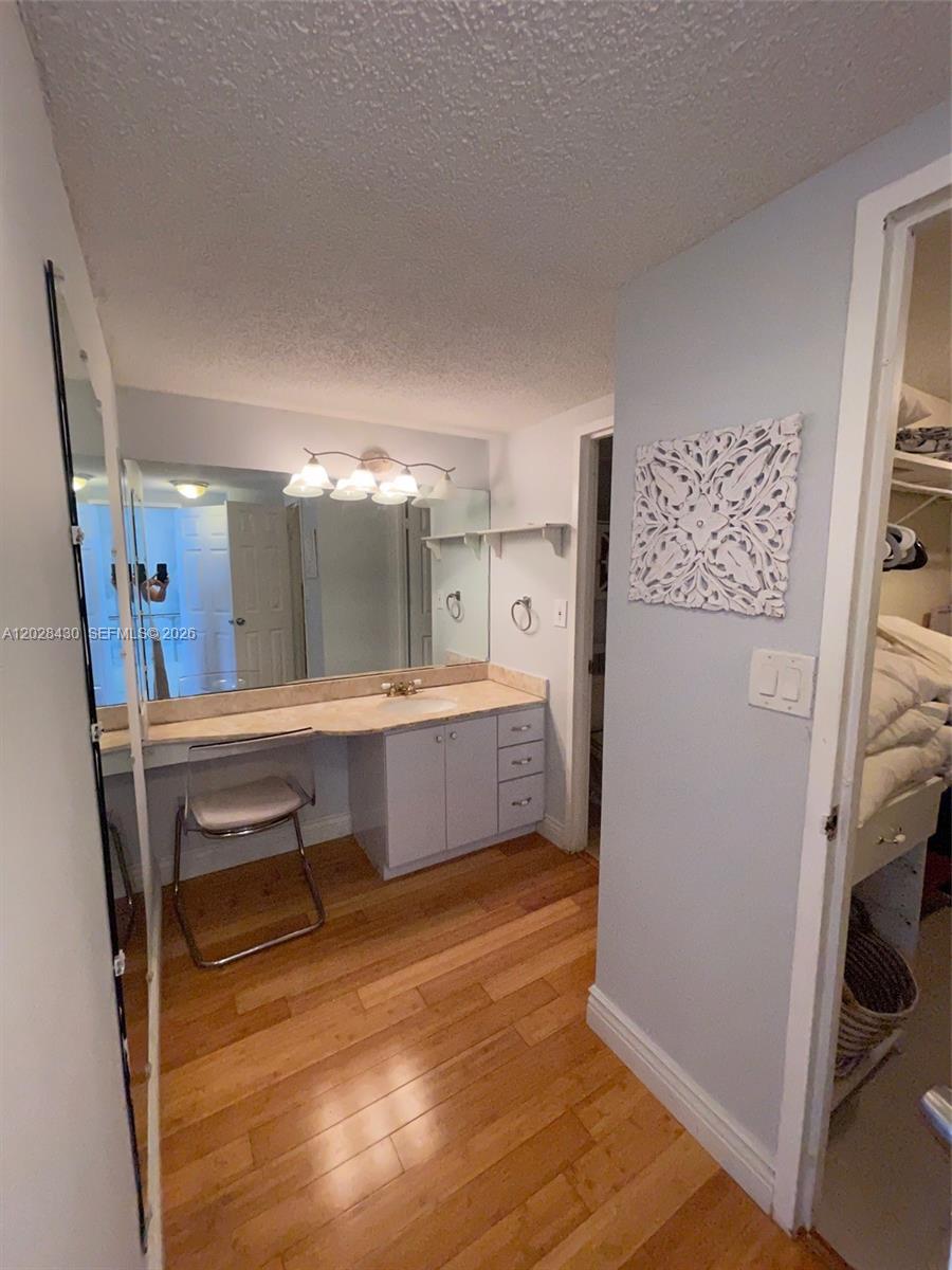 Photo of 3725 Ocean Dr  #1219, Hollywood, Florida, 33019 - 