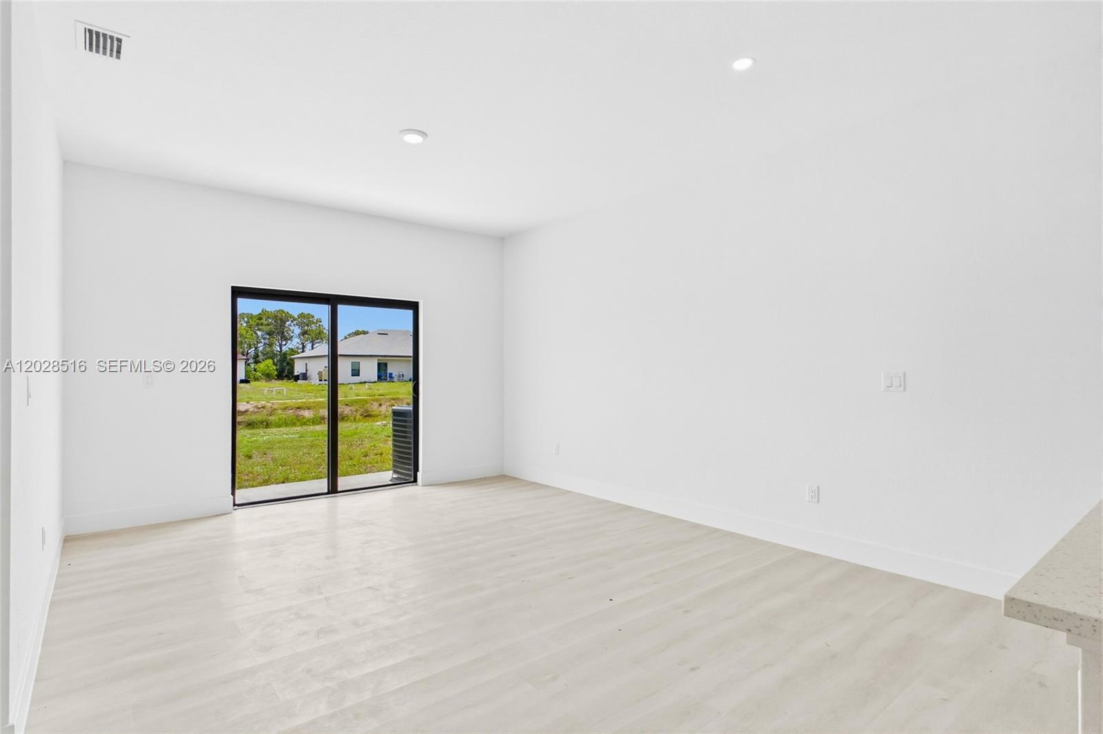   /  2368 sq. ft. $ 2026-06-01 0 foto