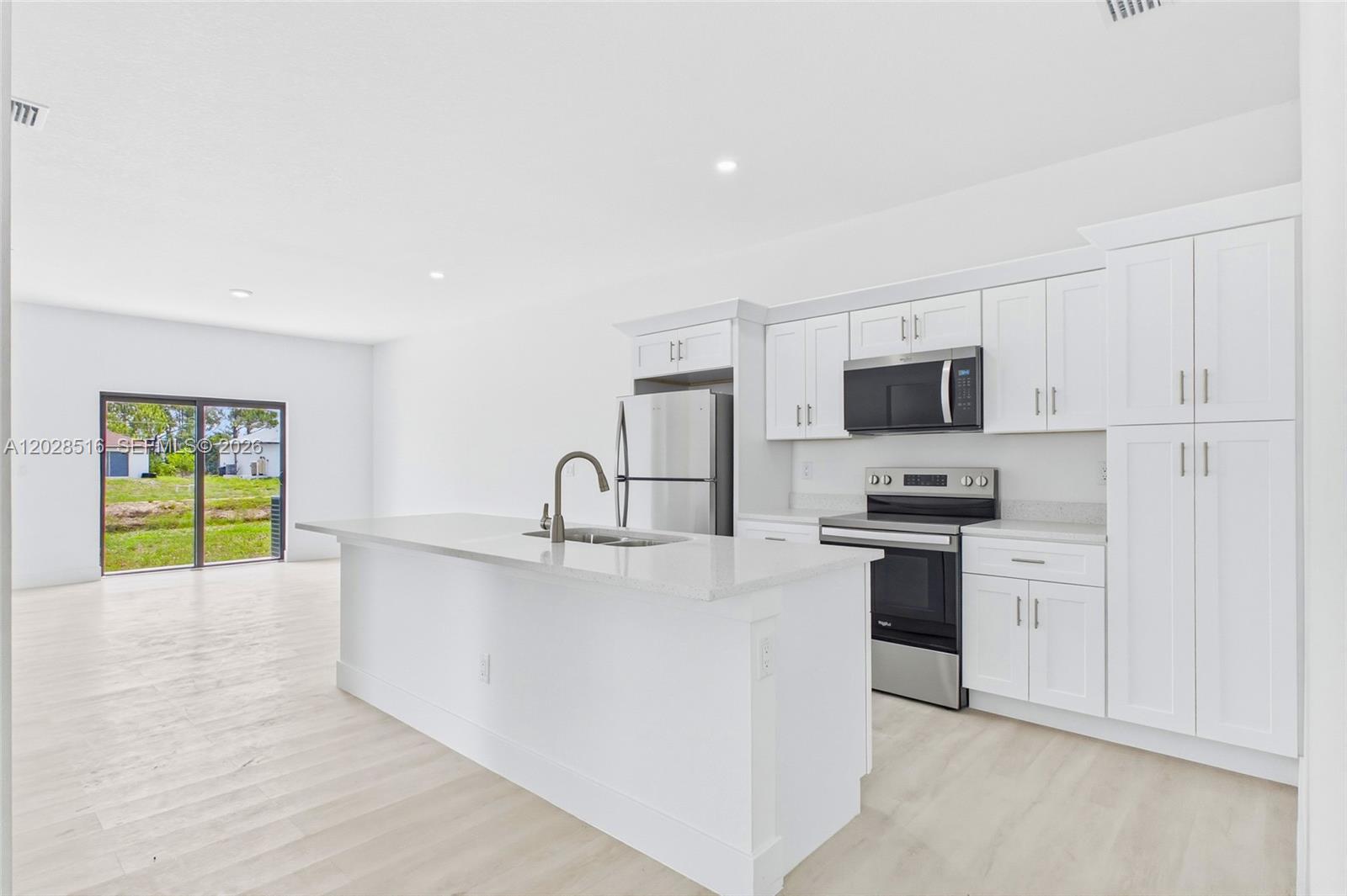   /  2368 sq. ft. $ 2026-06-01 0 foto