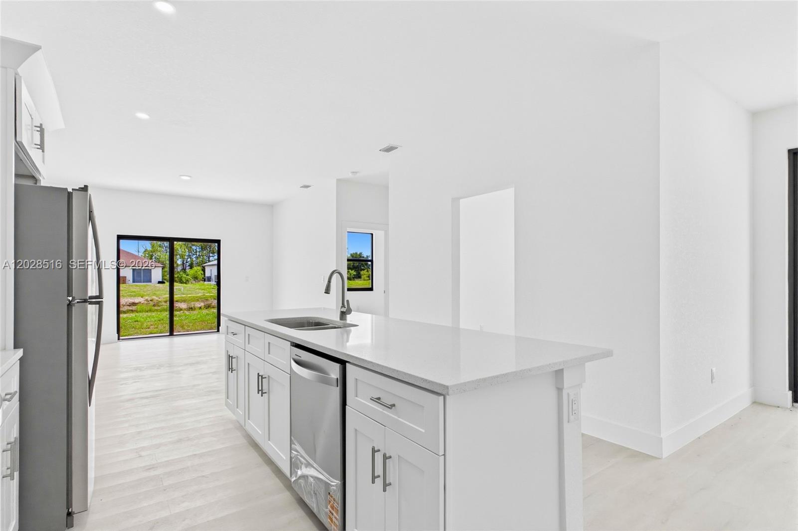   /  2368 sq. ft. $ 2026-06-01 0 foto