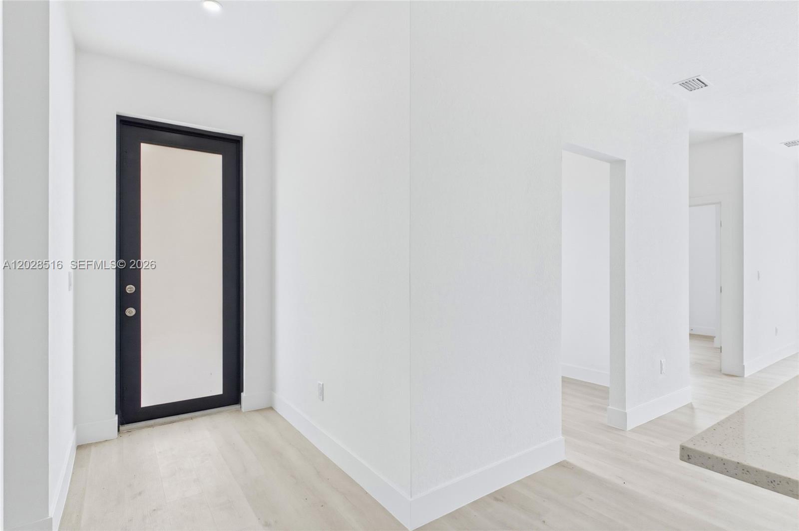   /  2368 sq. ft. $ 2026-06-01 0 foto