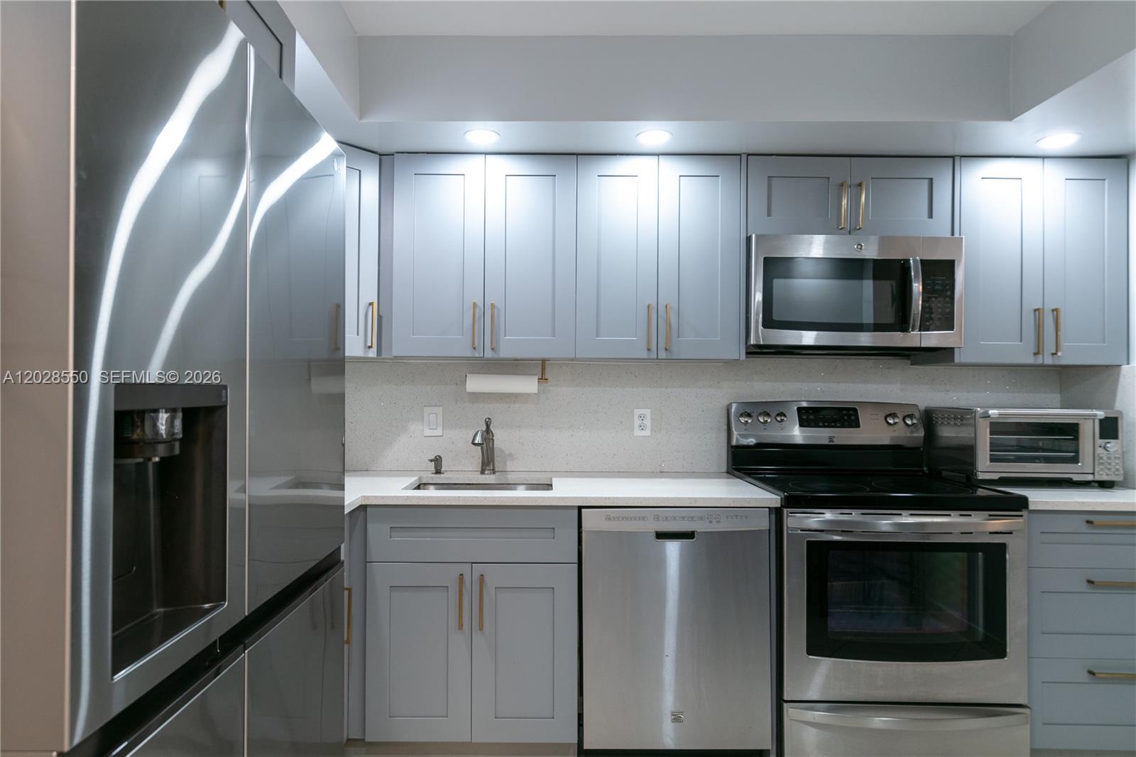 Photo of 2401 Ocean Dr #404, Hollywood, Florida, 33019 -