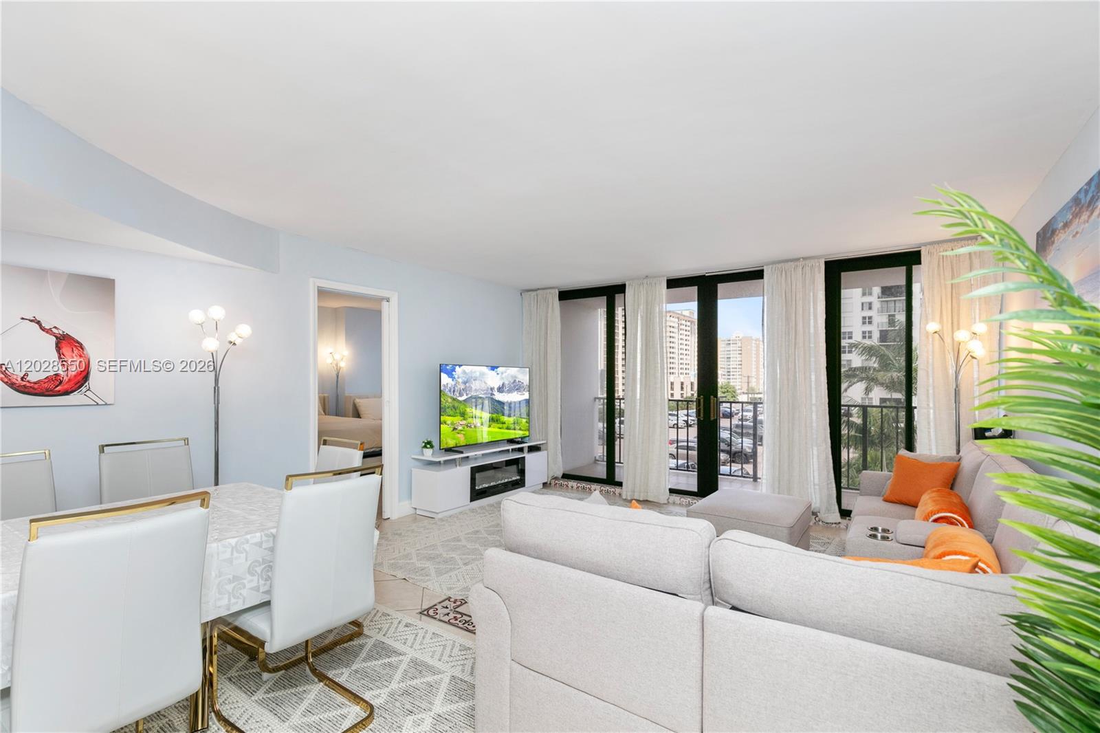 Photo of 2401 Ocean Dr #404, Hollywood, Florida, 33019 -