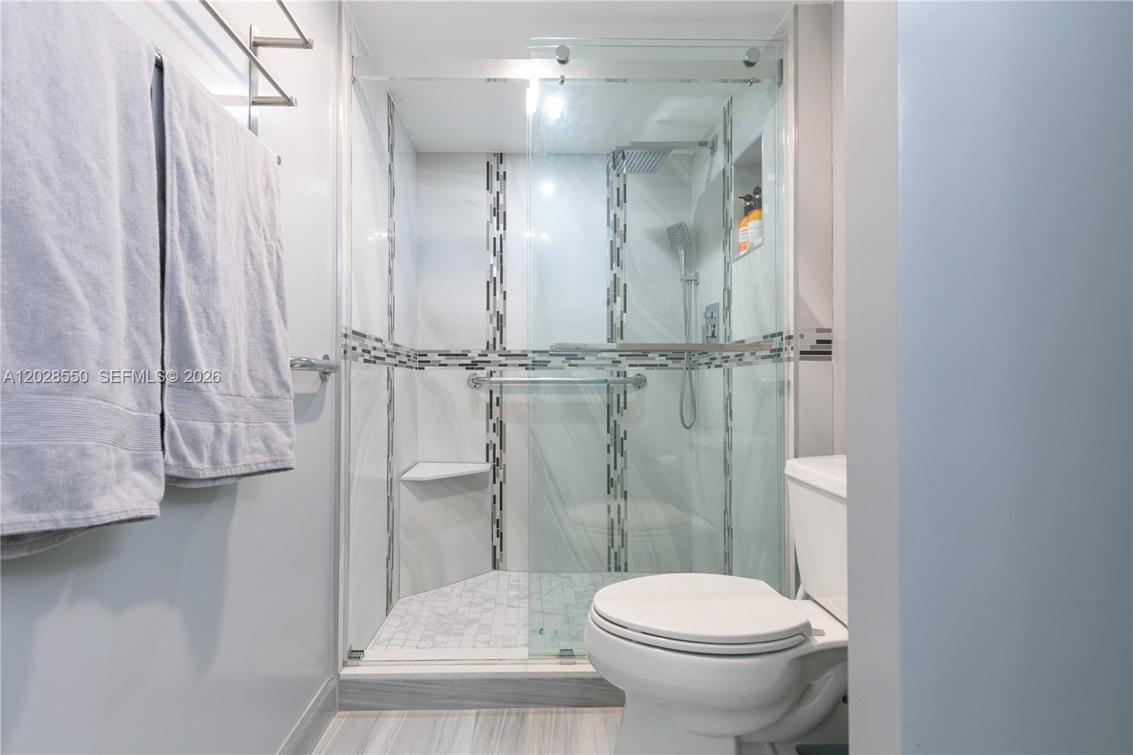 Photo of 2401 Ocean Dr #404, Hollywood, Florida, 33019 -