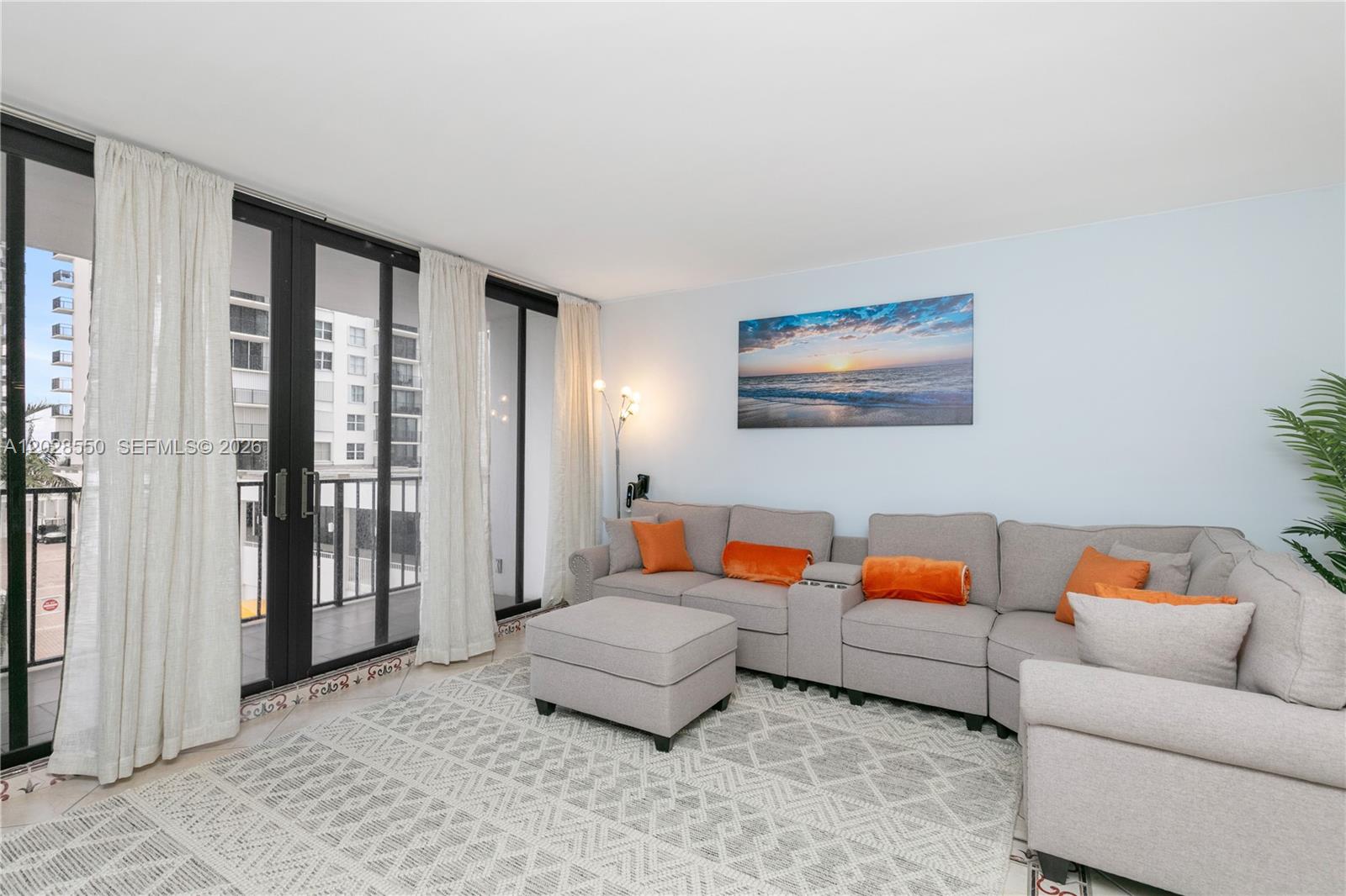 Photo of 2401 Ocean Dr #404, Hollywood, Florida, 33019 -