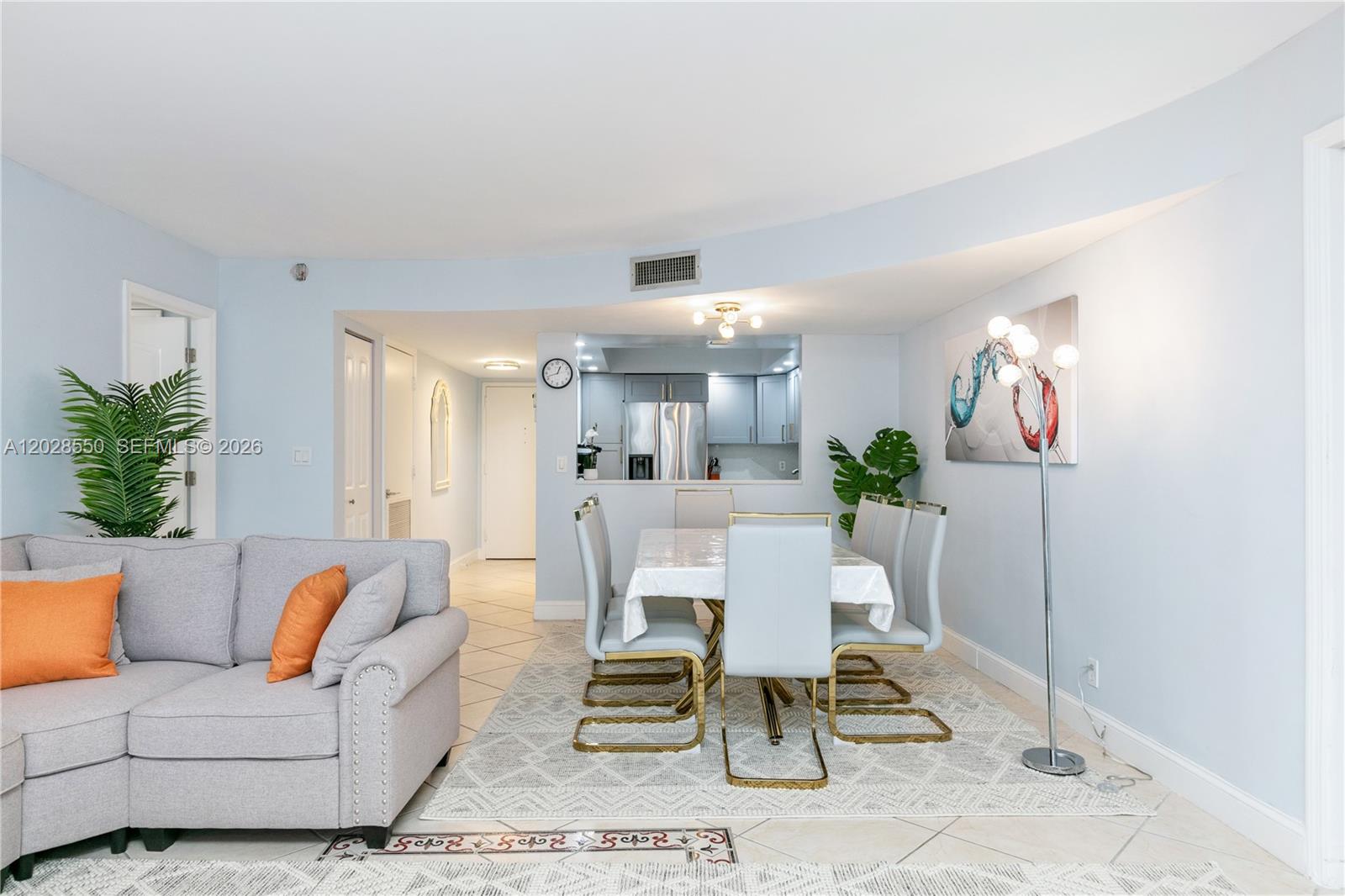Photo of 2401 Ocean Dr #404, Hollywood, Florida, 33019 -