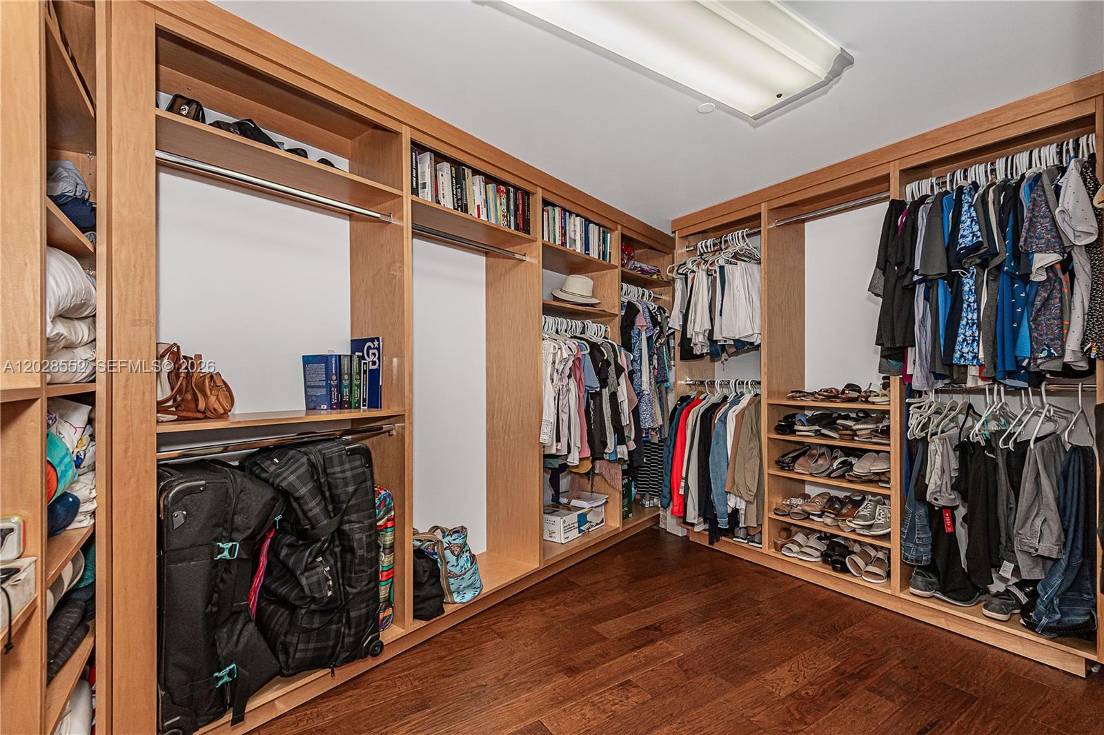 1105 2 / 2 1782 sq. ft. $ 2026-06-01 0 Photo