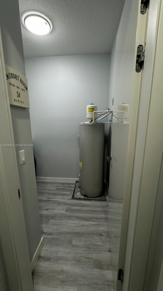 See details 19329 4 / 3 2223 sq. ft. $ 2026-06-01 0 Photo