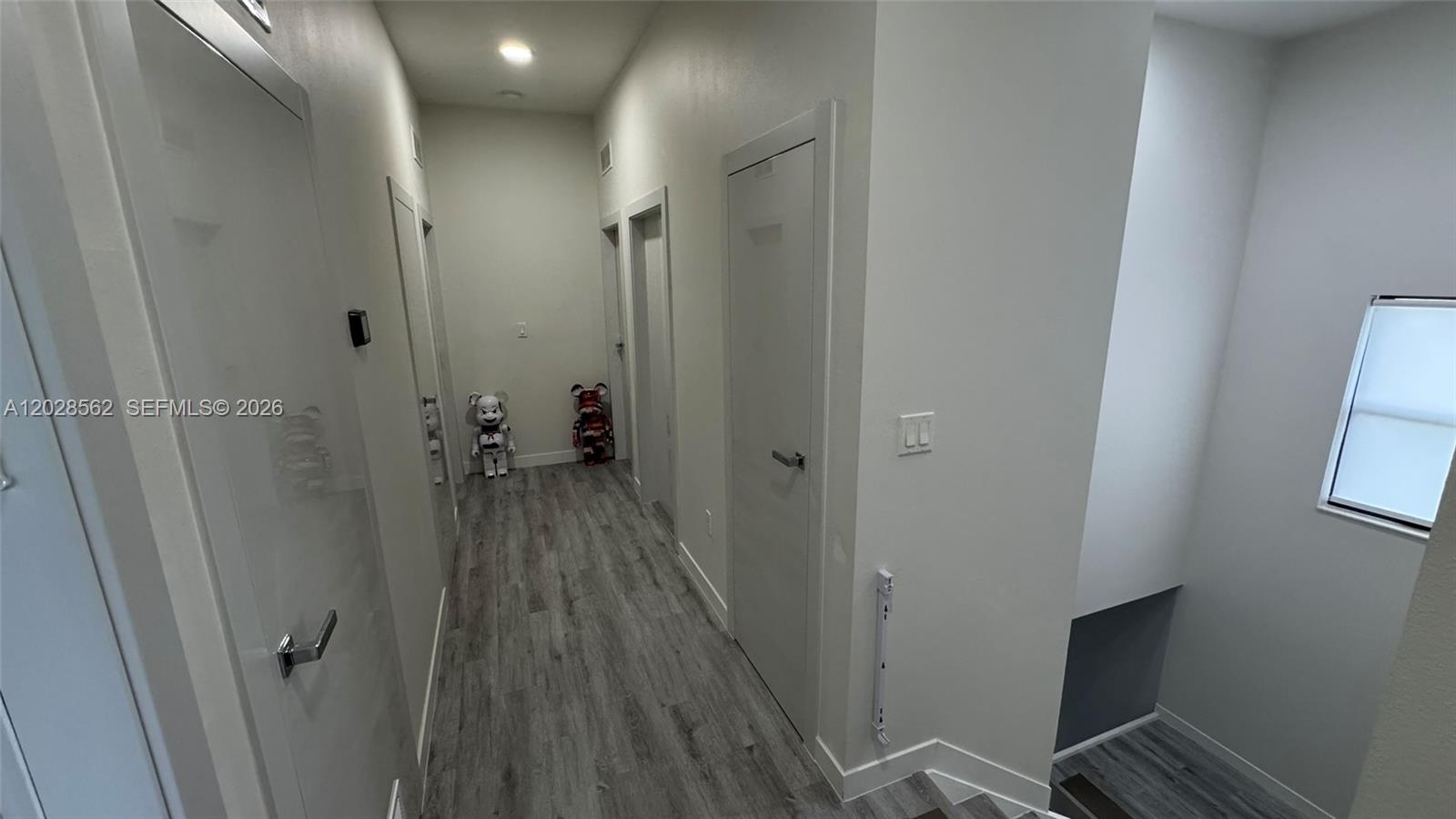 See details 19329 4 / 3 2223 sq. ft. $ 2026-06-01 0 Photo