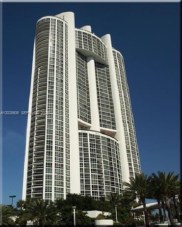 Ver detalles 4101A 2 / 2 1289 sq. ft. $ 2026-06-01 0 foto