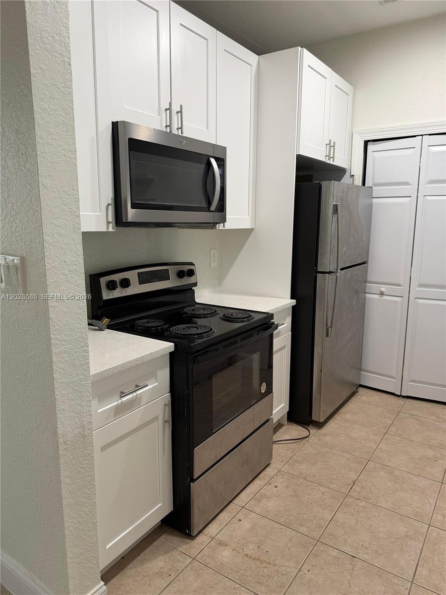 7542 3 / 2 1268 sq. ft. $ 2026-06-01 0 foto