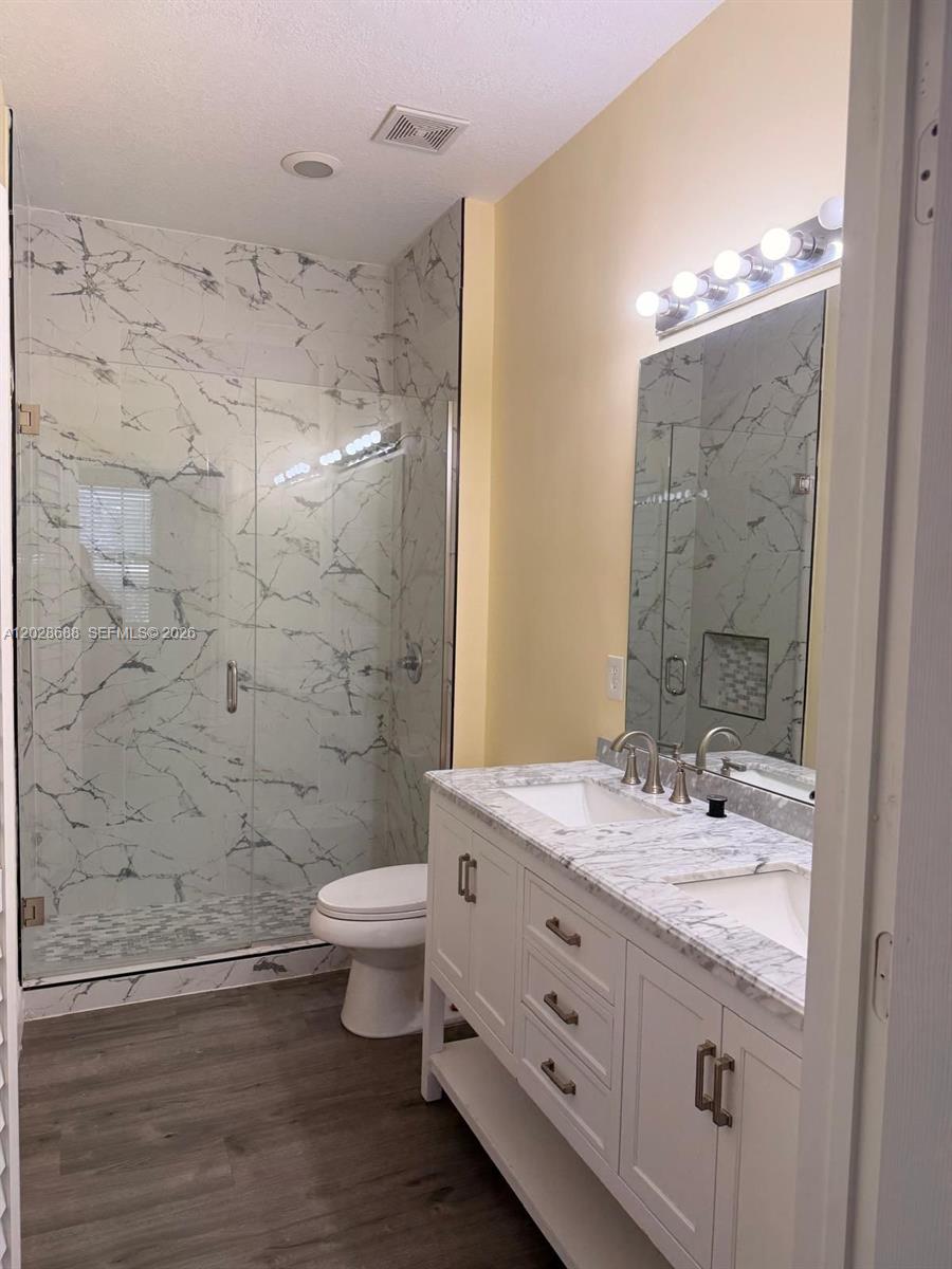 7542 3 / 2 1268 sq. ft. $ 2026-06-01 0 foto