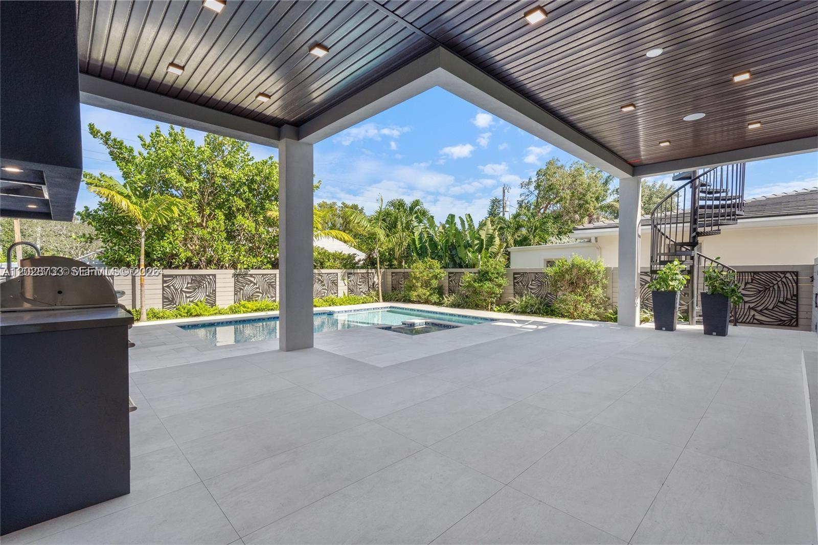   /  4390 sq. ft. $ 2026-06-01 0 foto