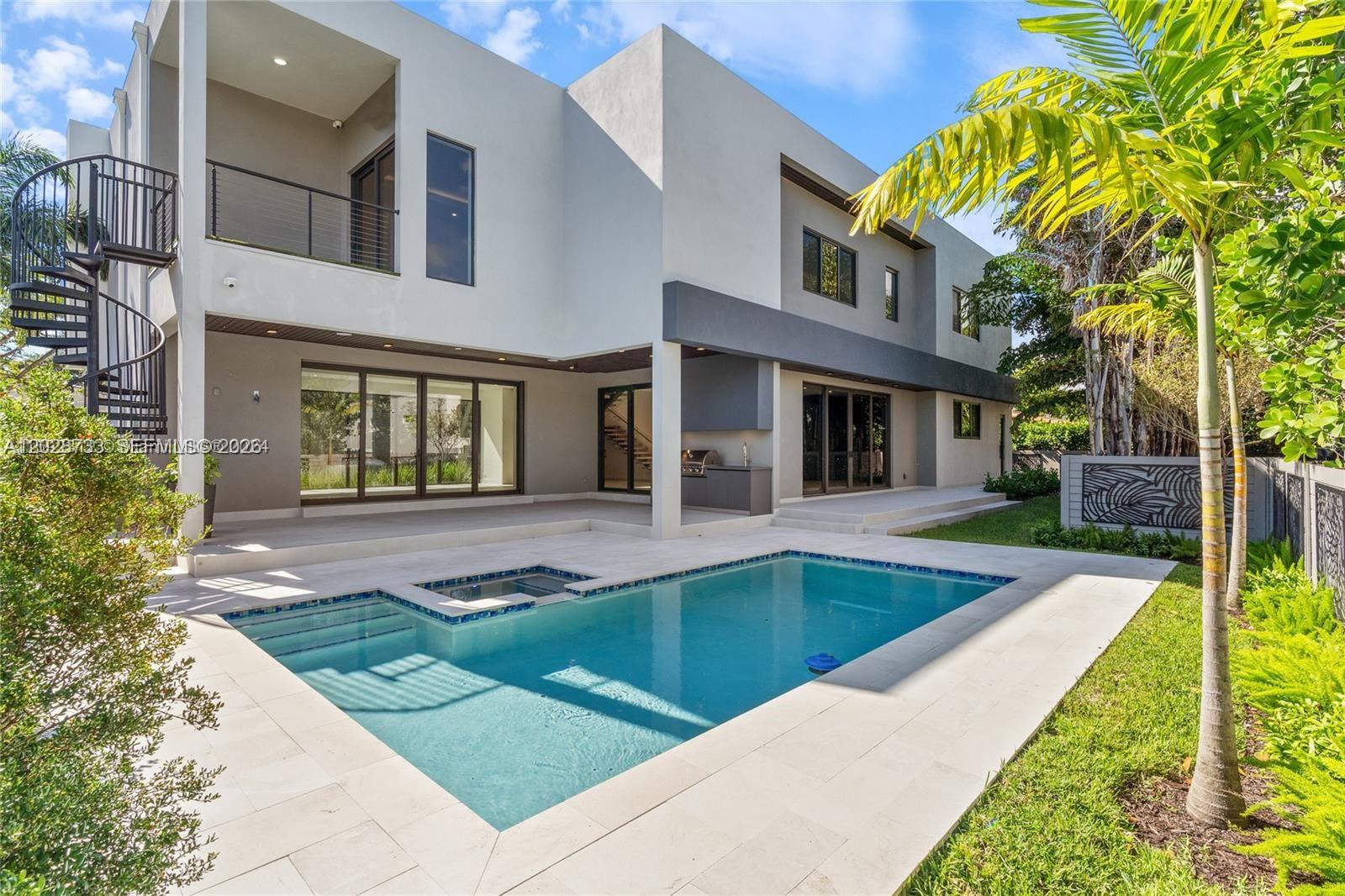   /  4390 sq. ft. $ 2026-06-01 0 foto