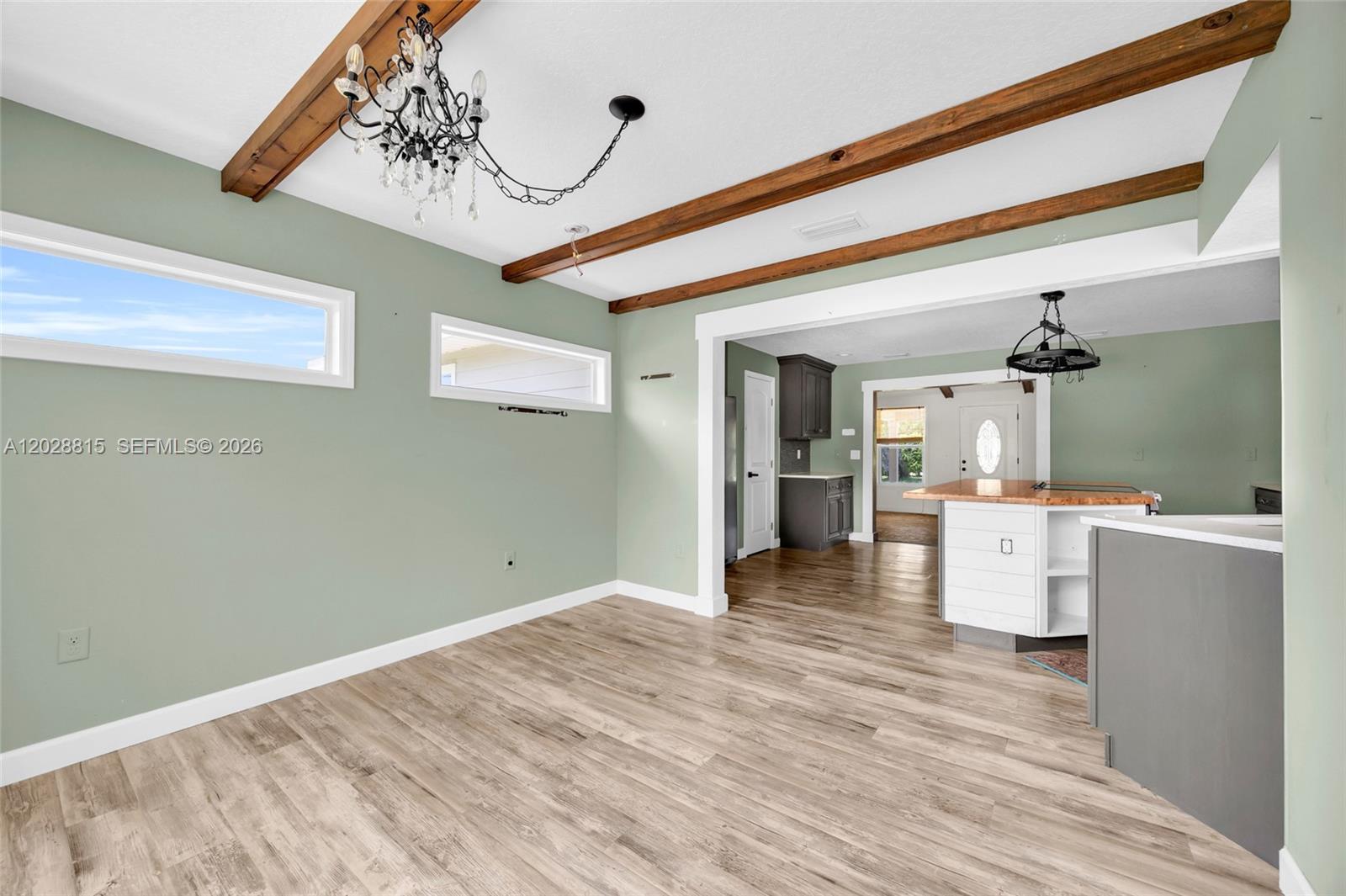 Ver detalles 4125 3 / 2 1496 sq. ft. $ 2026-06-01 0 foto