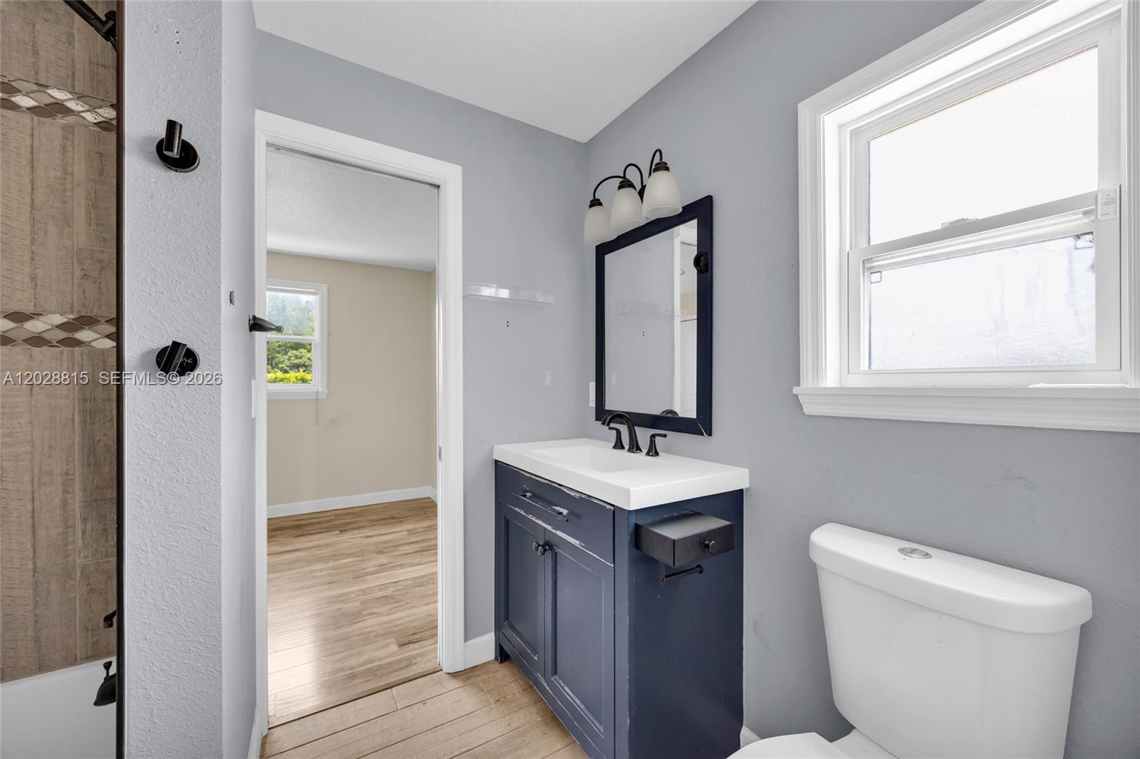 Ver detalles 4125 3 / 2 1496 sq. ft. $ 2026-06-01 0 foto