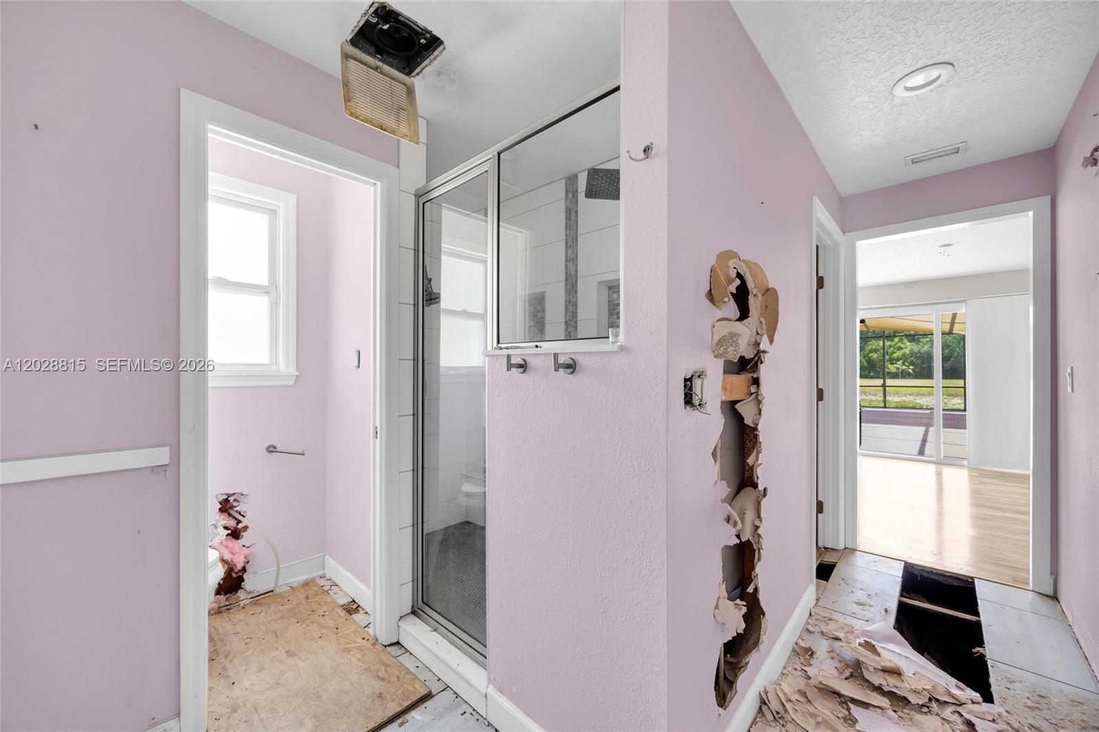 Ver detalles 4125 3 / 2 1496 sq. ft. $ 2026-06-01 0 foto