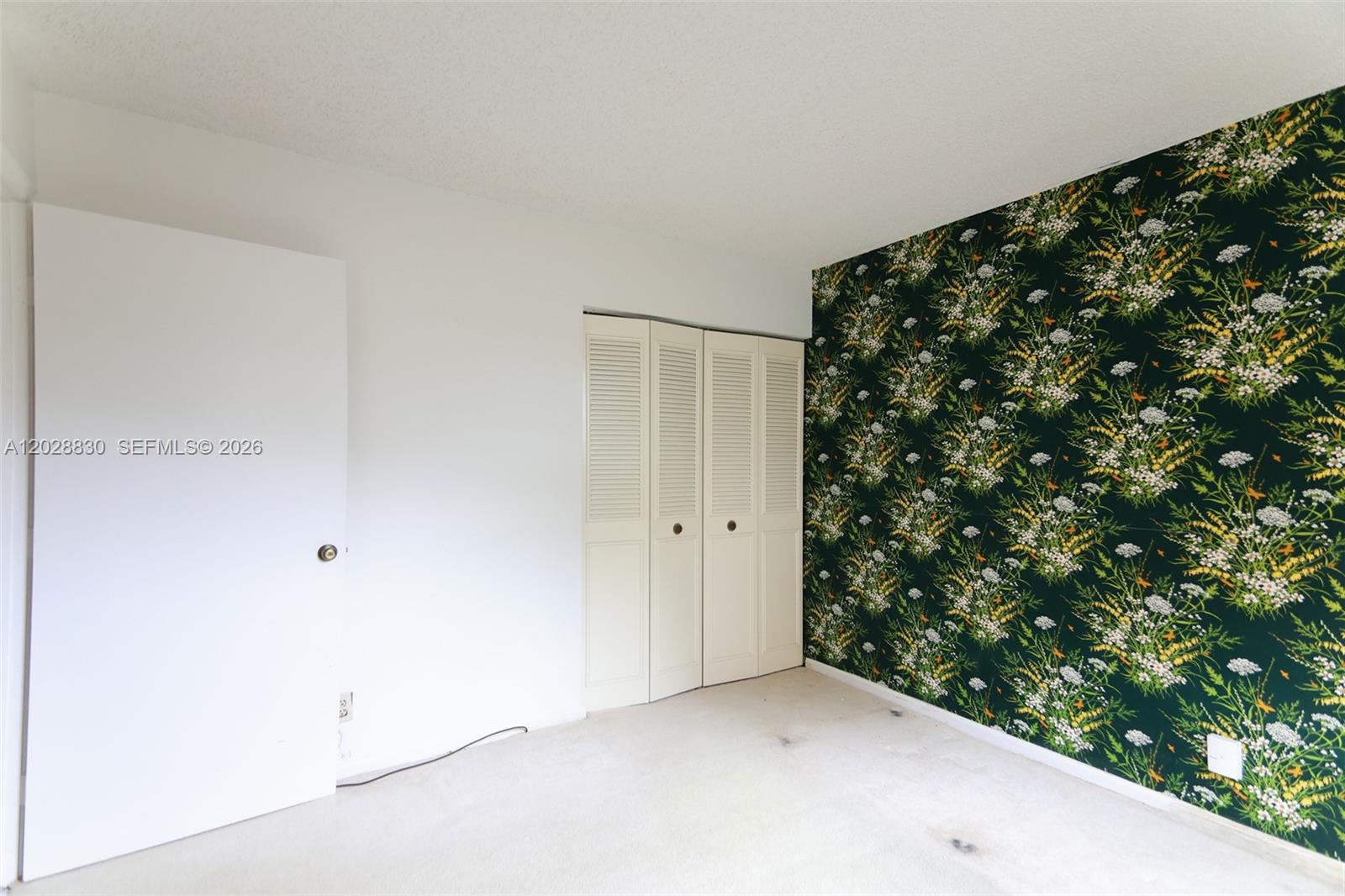 101 2 / 2 1110 sq. ft. $ 2026-08-17 0 foto