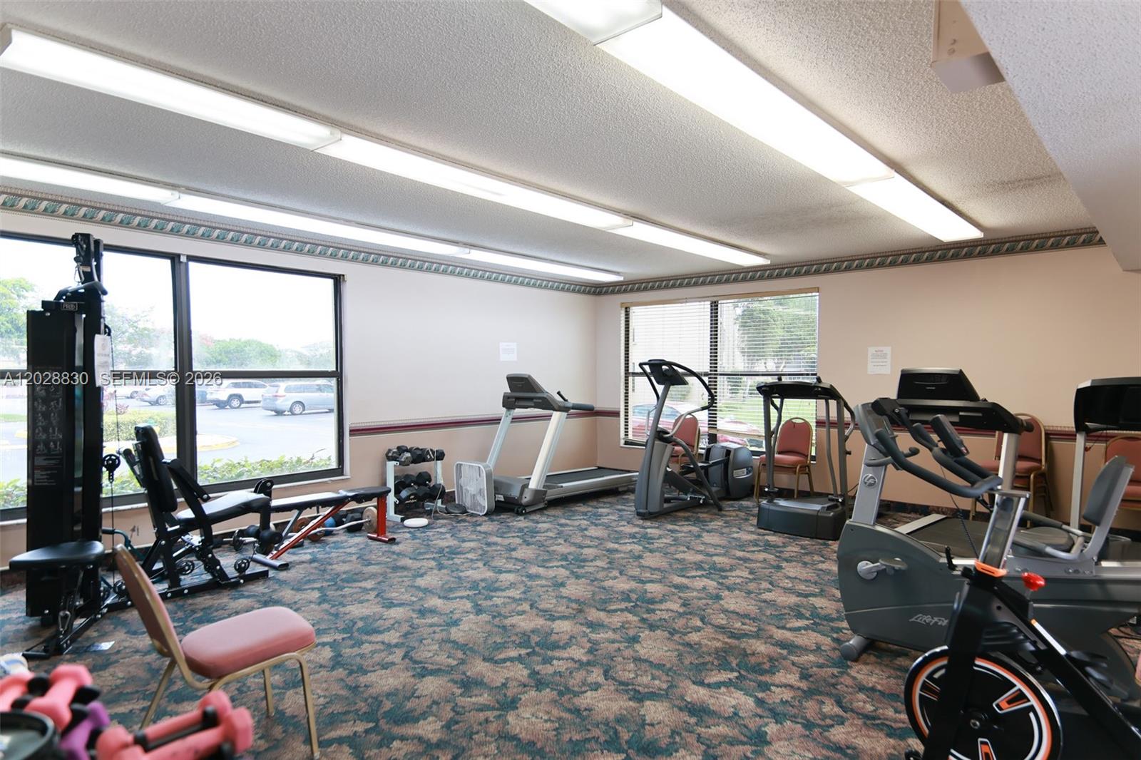101 2 / 2 1110 sq. ft. $ 2026-08-17 0 foto