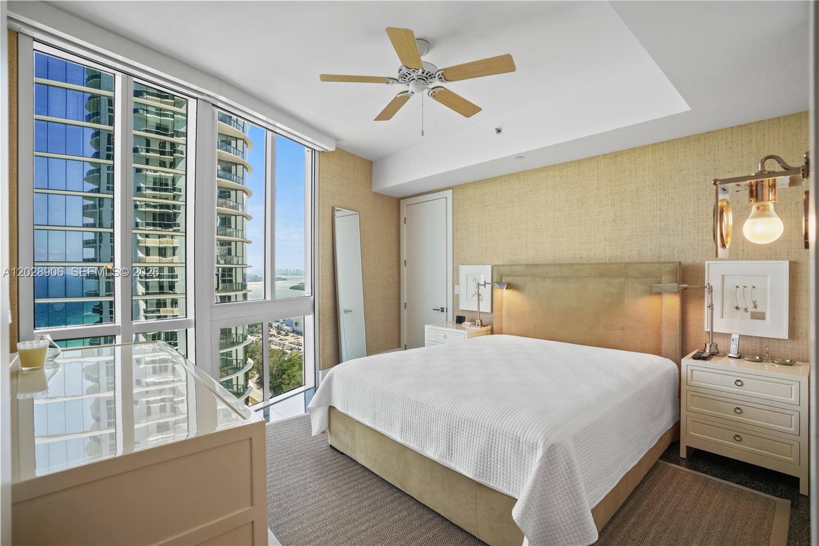 2601 3 / 4 2928 sq. ft. $ 2026-06-01 0 Photo