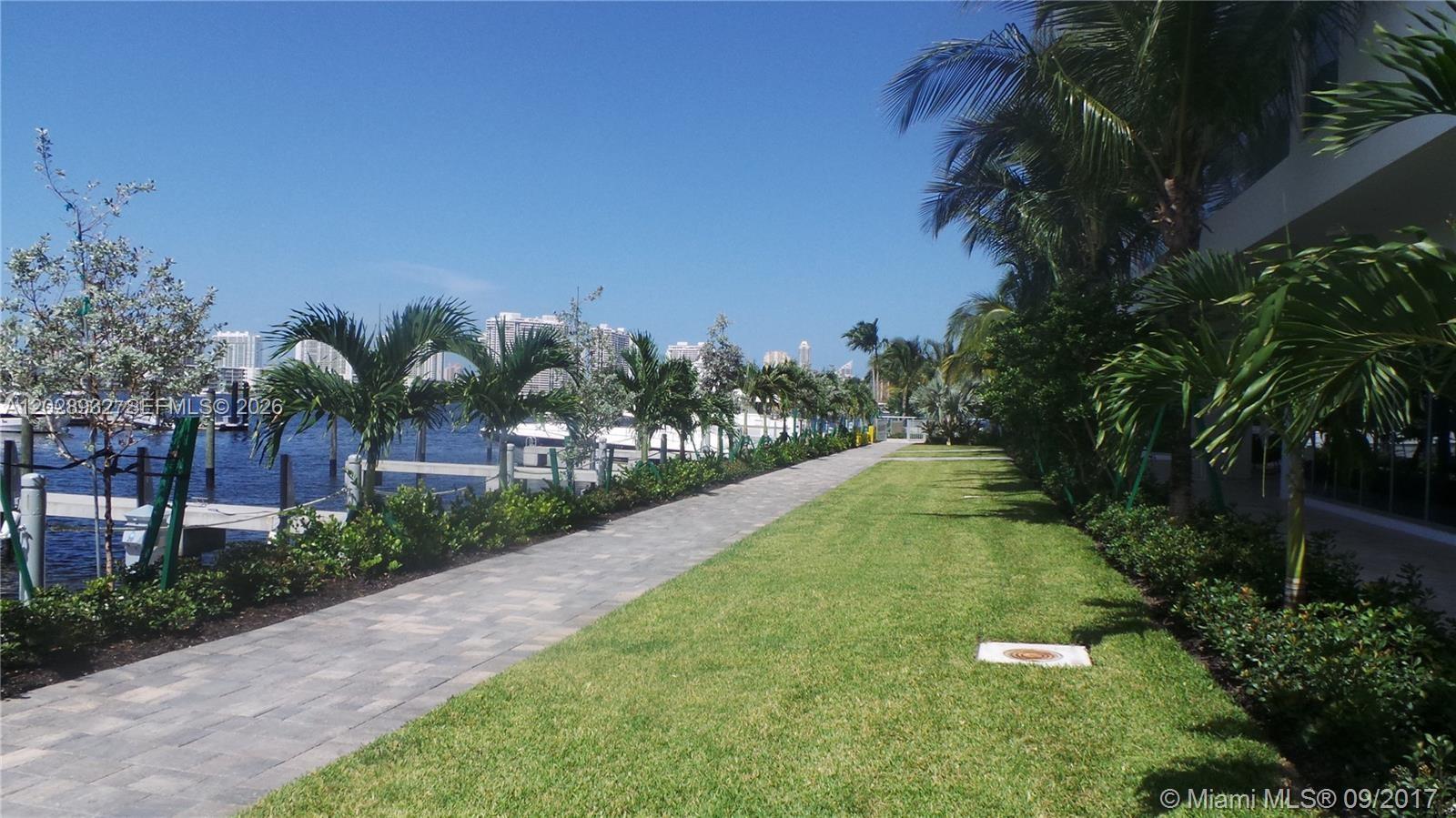 Photo of 17111 Biscayne Blvd  #1703, North Miami Beach, Florida, 33160 - 