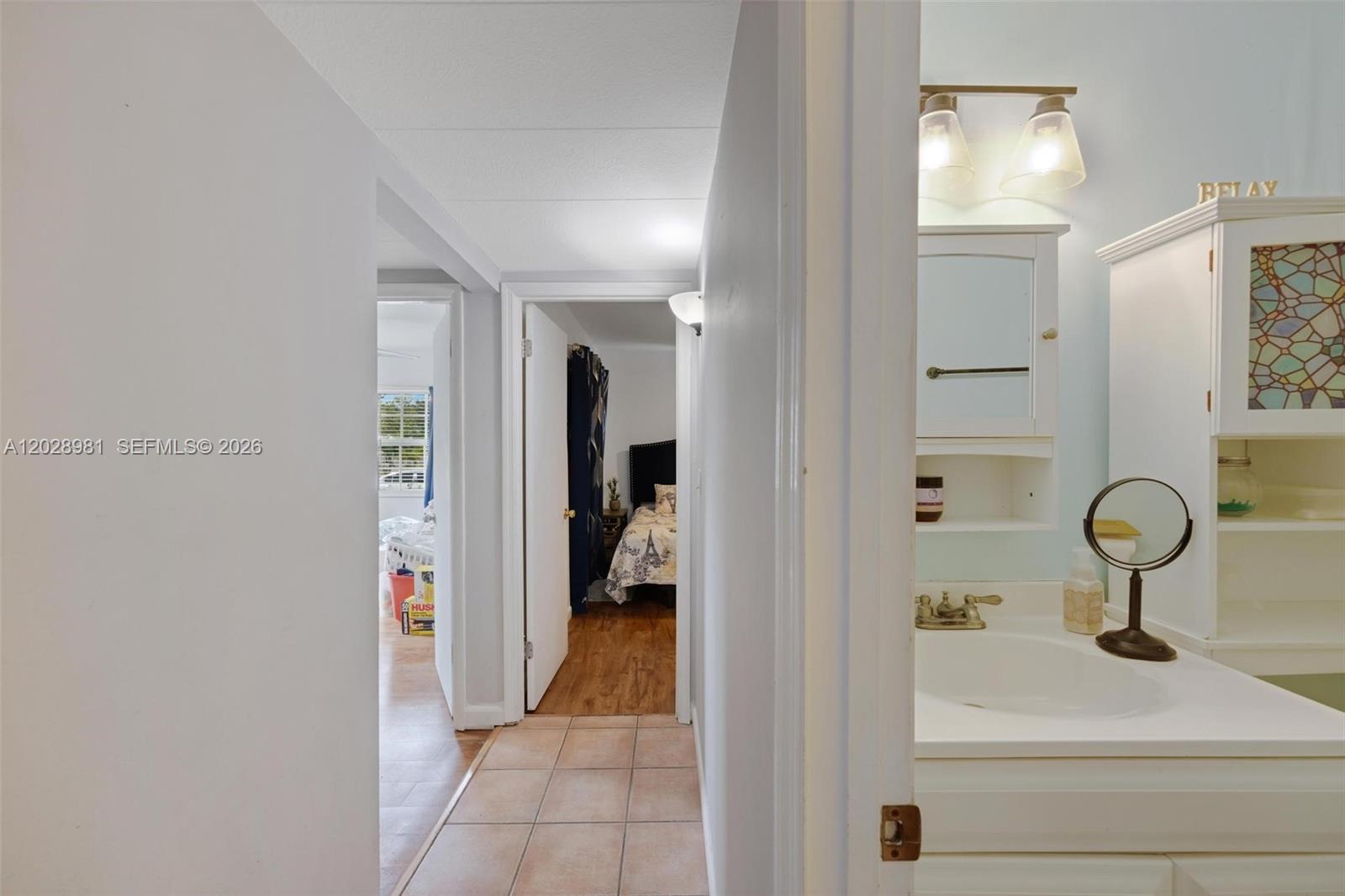 Ver detalles 780 4 / 3 1448 sq. ft. $ 2026-06-01 0 foto