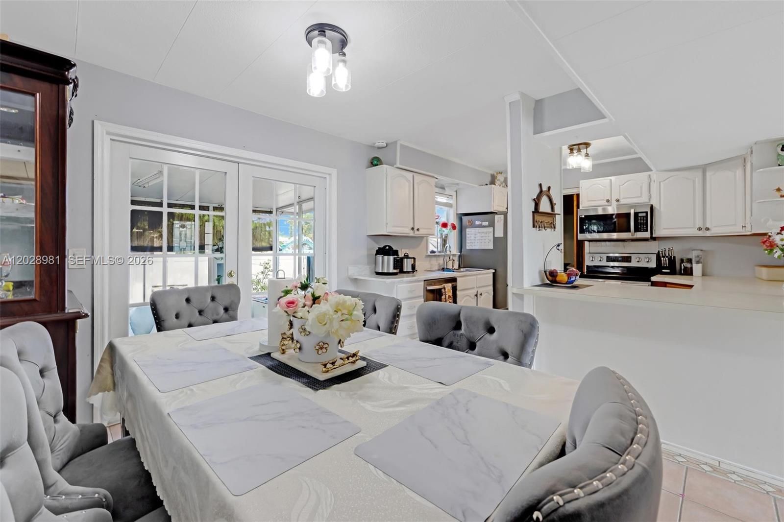Ver detalles 780 4 / 3 1448 sq. ft. $ 2026-06-01 0 foto