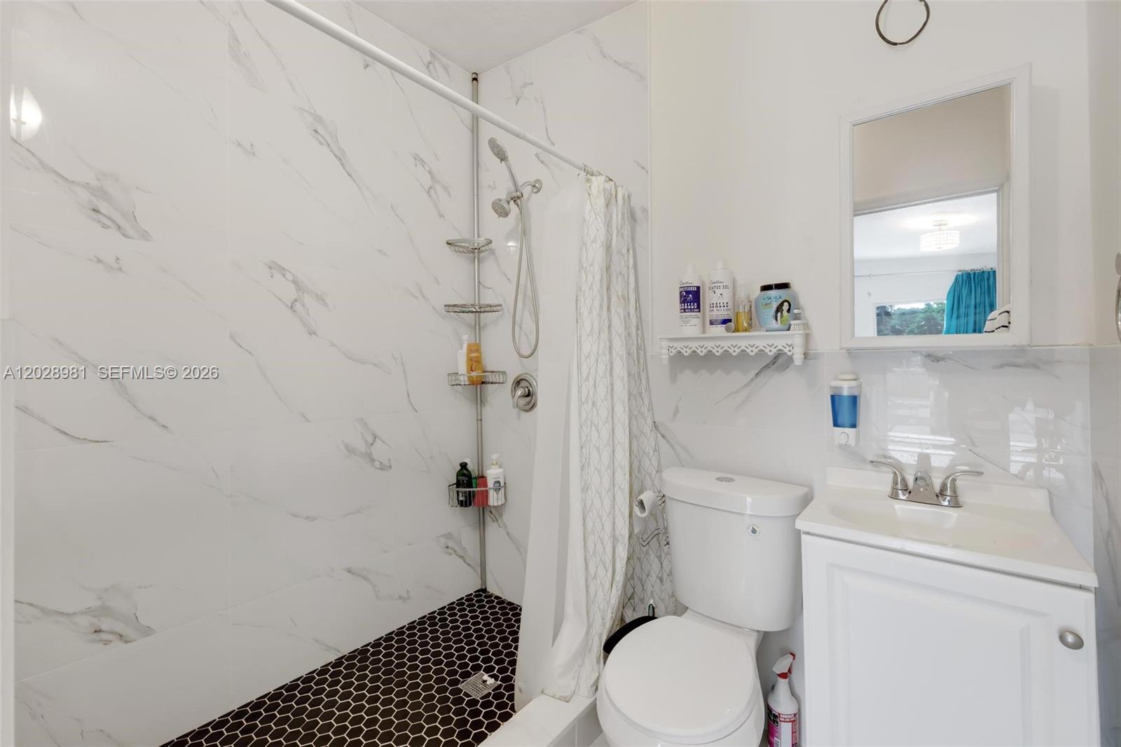 Ver detalles 780 4 / 3 1448 sq. ft. $ 2026-06-01 0 foto