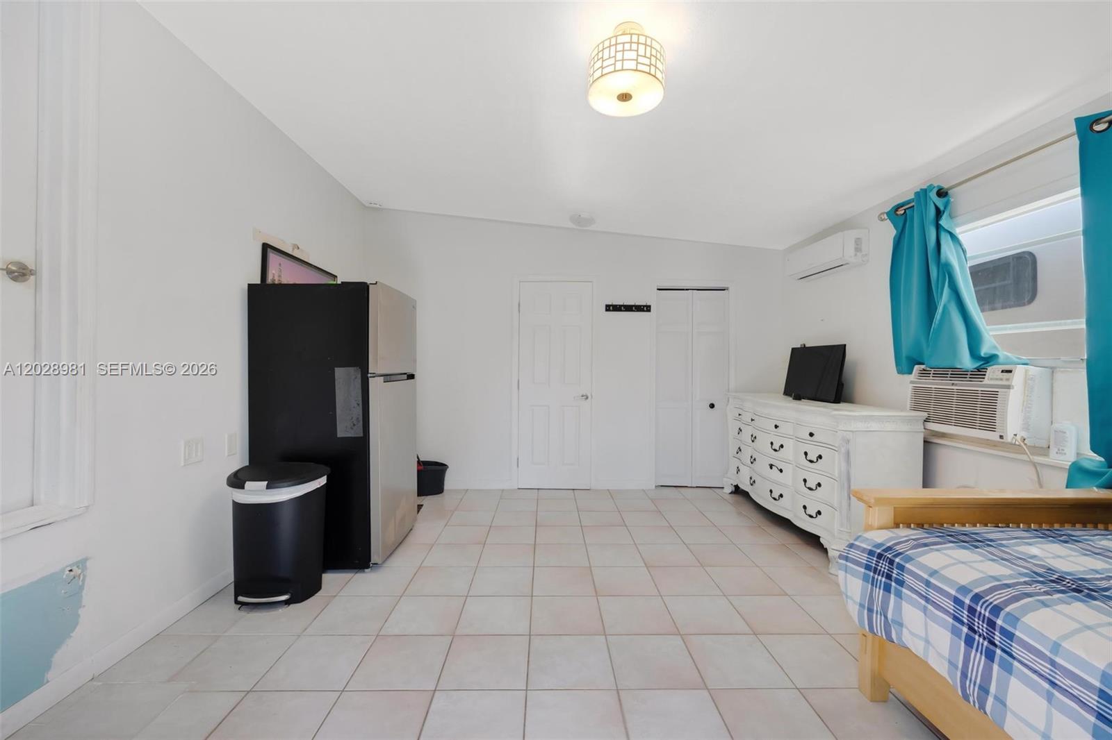 Ver detalles 780 4 / 3 1448 sq. ft. $ 2026-06-01 0 foto