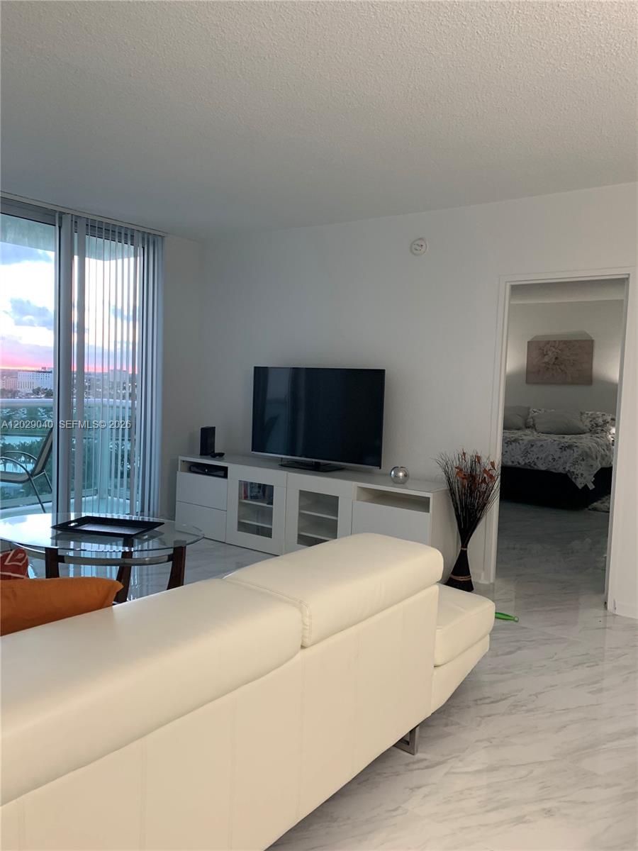 Photo of 3901 Ocean Dr #12V, Hollywood, Florida, 33019 -