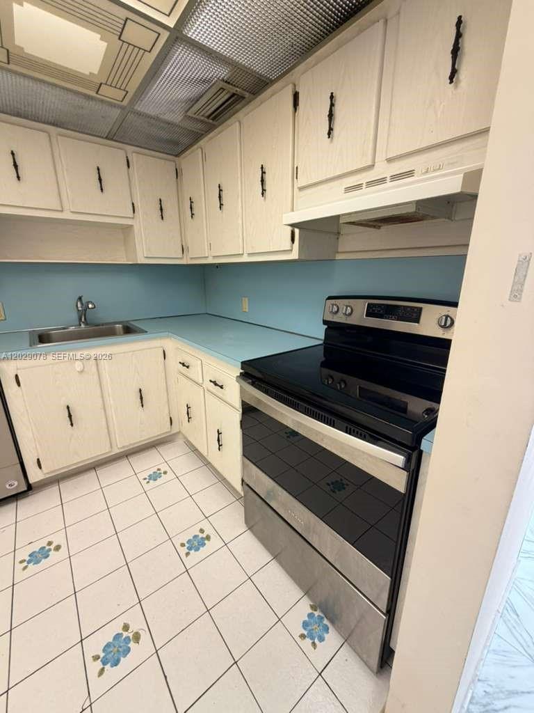 Photo of 20379 Country Club Dr  #1433, Aventura, Florida, 33180 - 