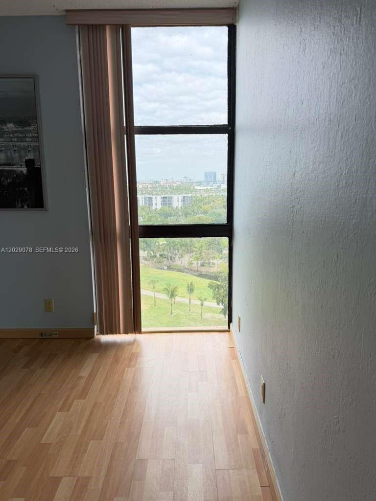 Photo of 20379 Country Club Dr  #1433, Aventura, Florida, 33180 - 