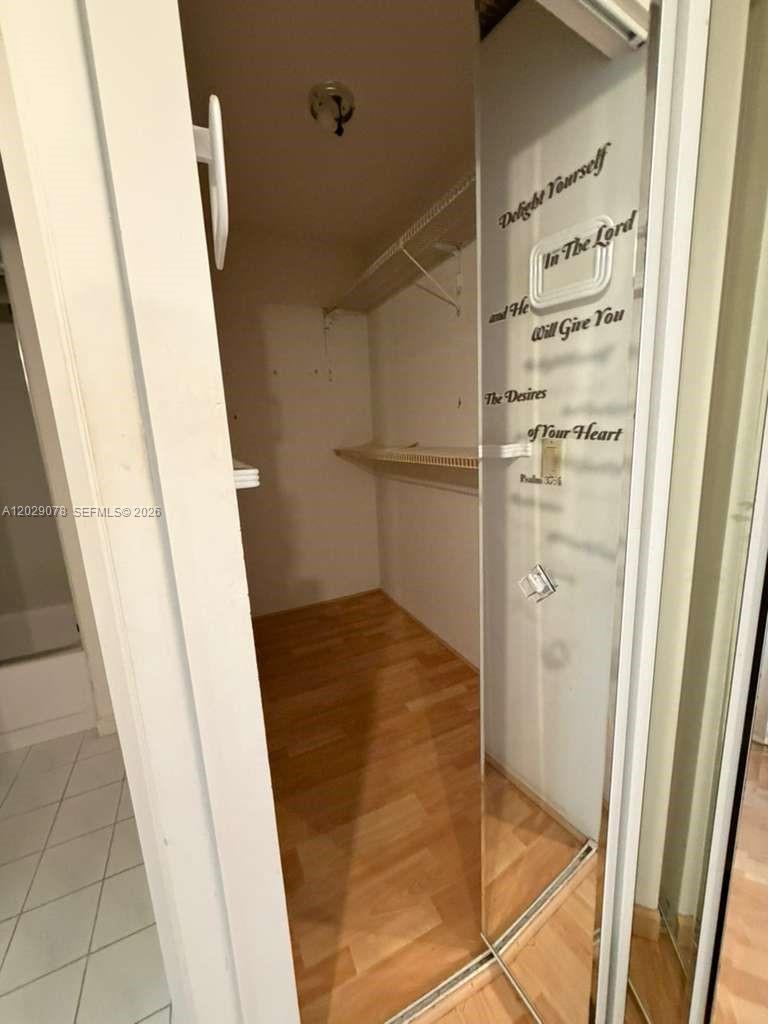 Photo of 20379 Country Club Dr  #1433, Aventura, Florida, 33180 - 