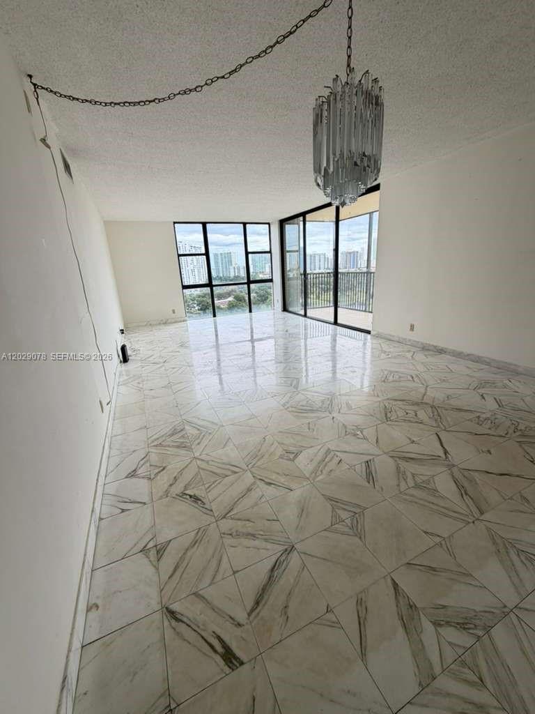 Photo of 20379 Country Club Dr  #1433, Aventura, Florida, 33180 - 