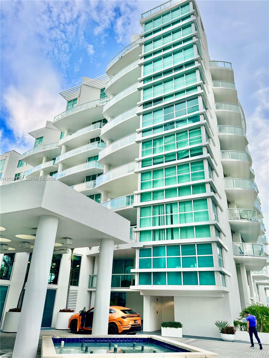 Photo of 3131 188th St  #2-1213, Aventura, Florida, 33180 - 