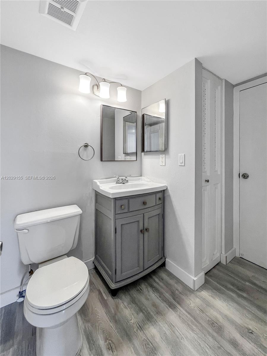 Photo of 3475 Country Club Dr  #503, Aventura, Florida, 33180 - 