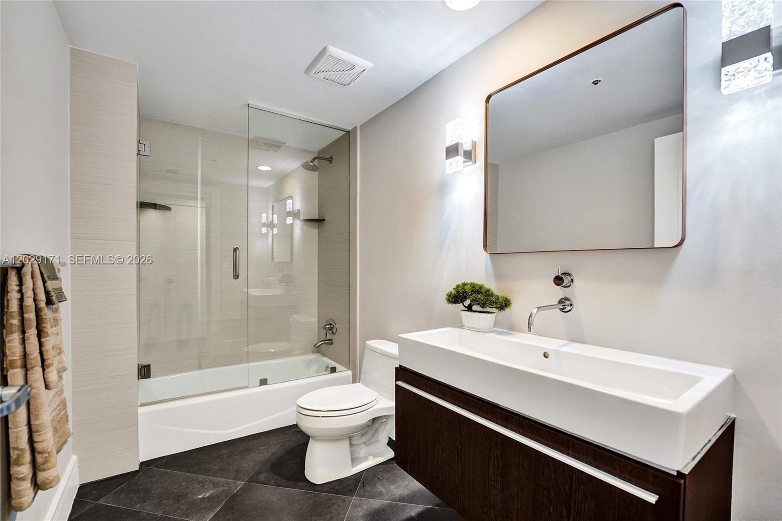 Photo of 3101 Ocean Dr #2208, Hollywood, Florida, 33019 -