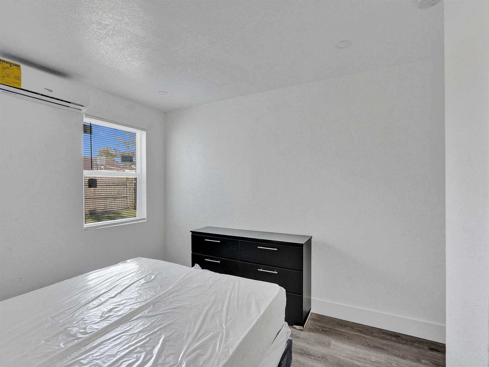 6143 4 / 3 1388 sq. ft. $ 2026-06-20 0 Photo