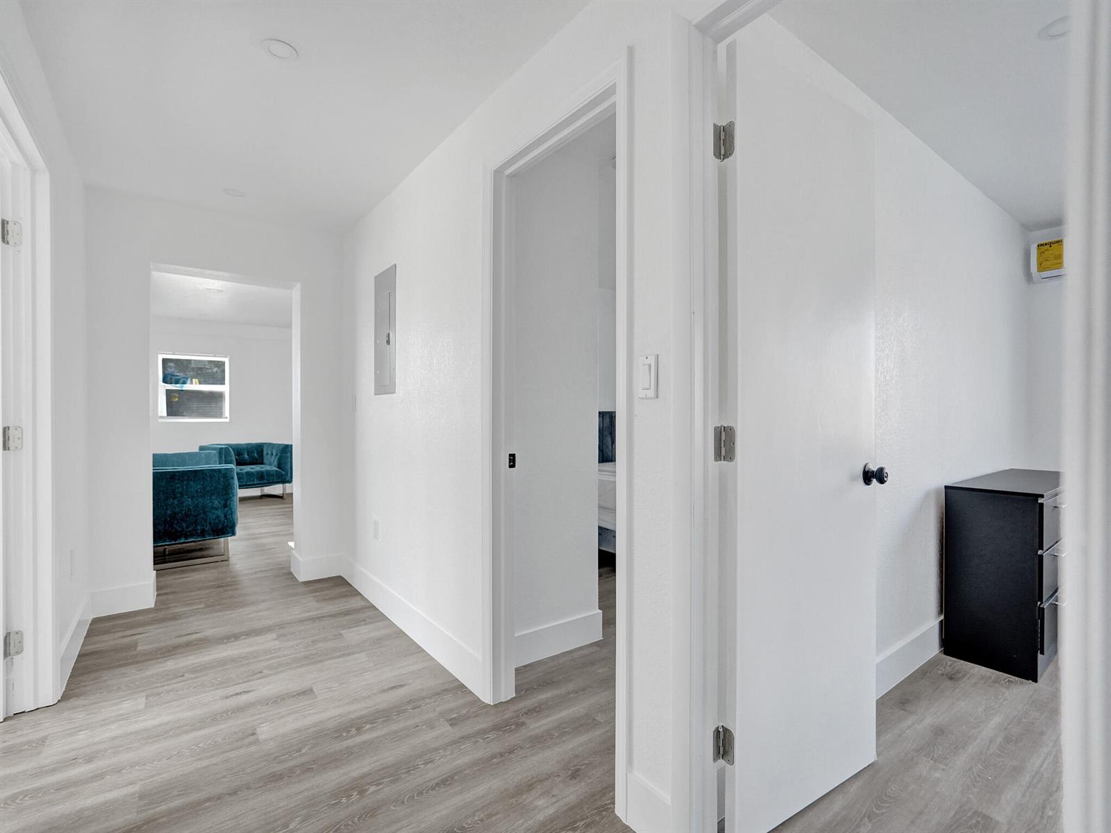6143 4 / 3 1388 sq. ft. $ 2026-06-20 0 Photo